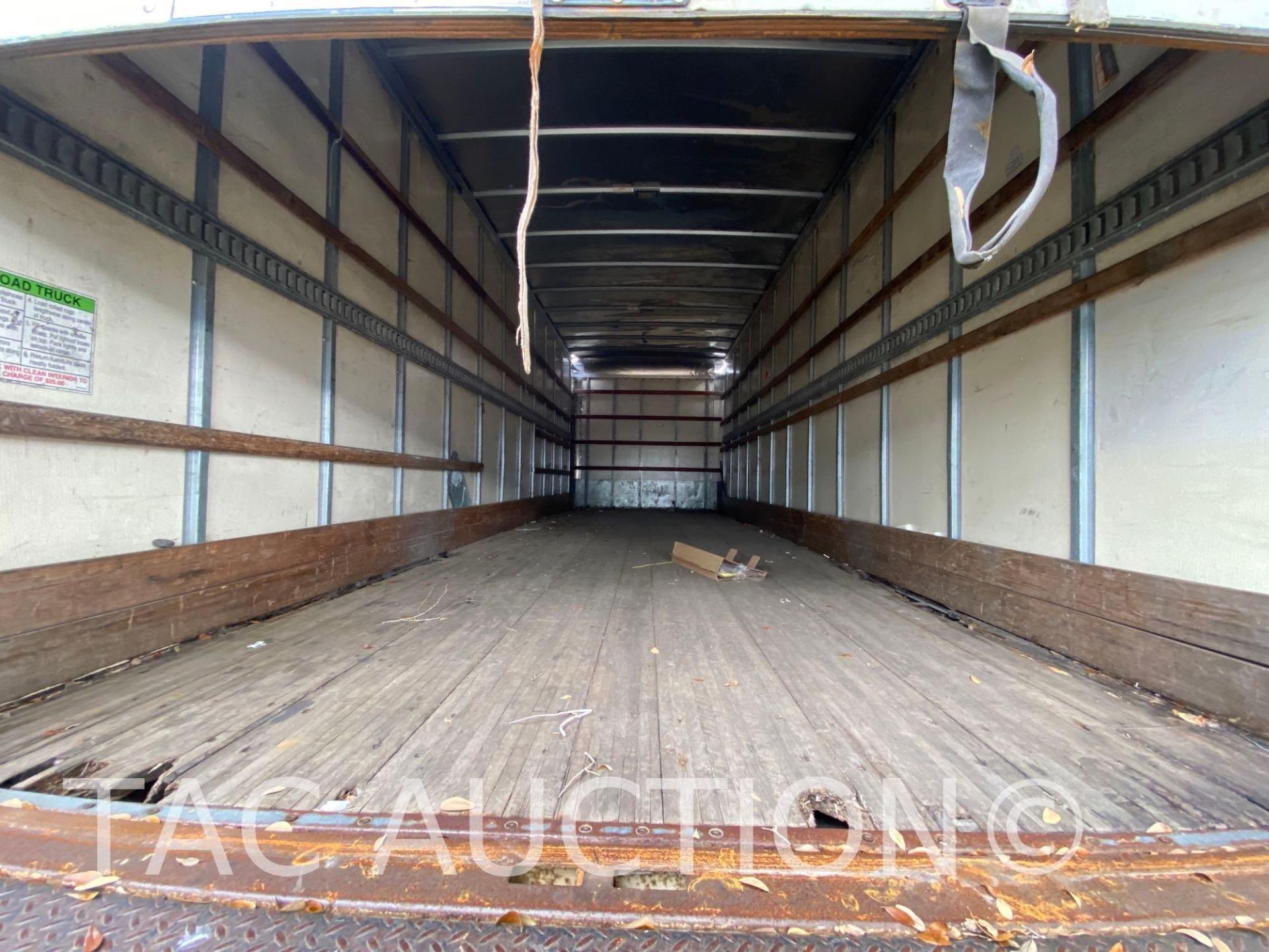 2016 Hino 268 26ft Box Truck - Image 19 of 69