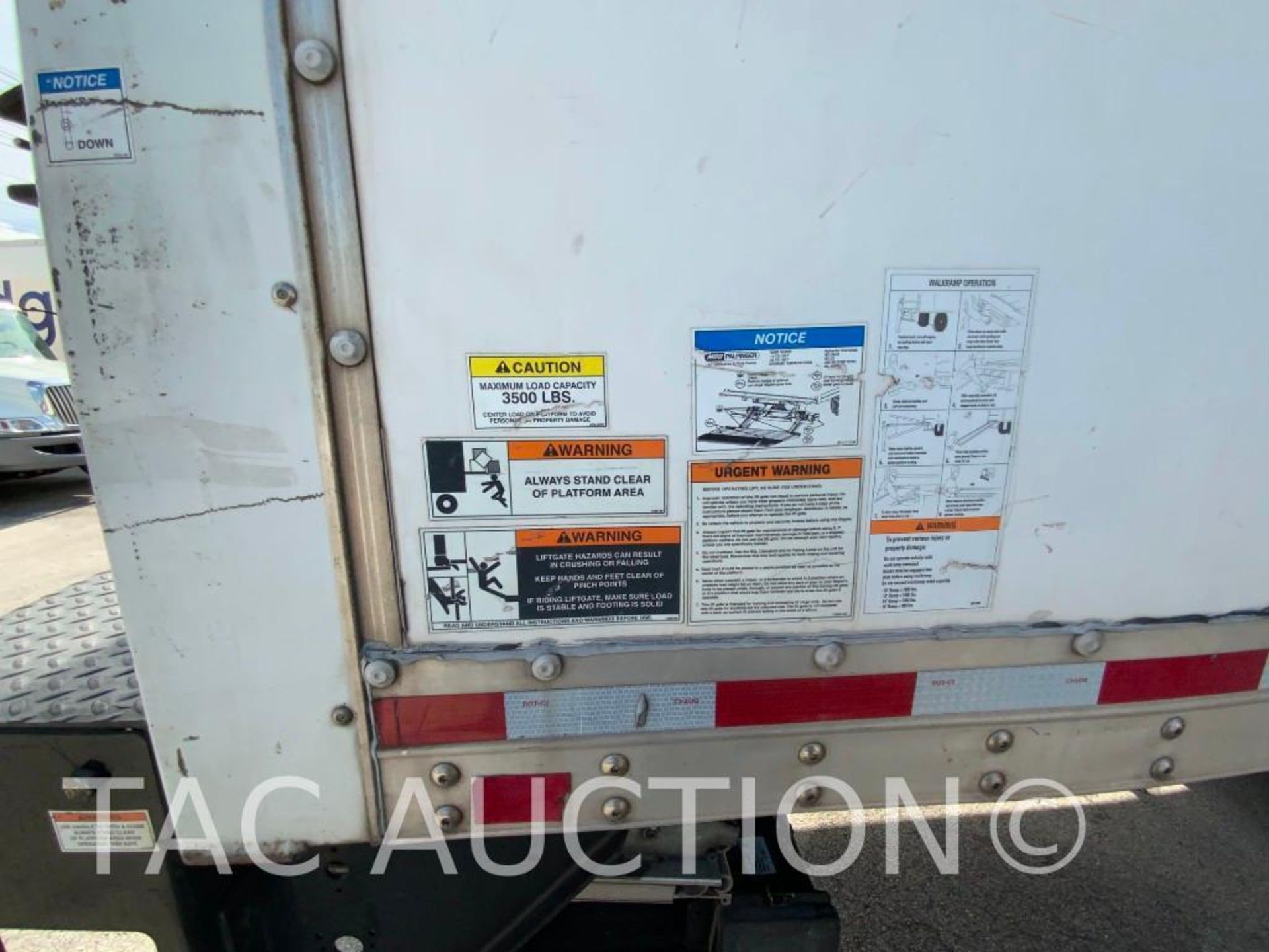 2017 Hino 268 26ft Box Truck - Image 68 of 70