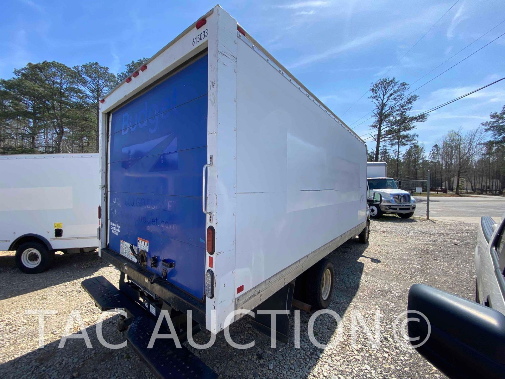 2016 Ford E-350 16ft Box Truck - Image 4 of 48