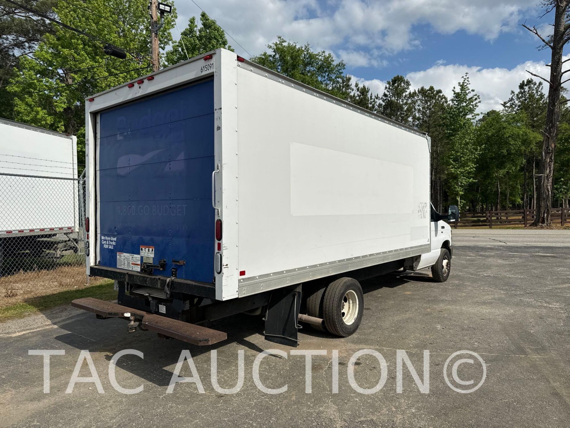 2016 Ford E-350 16ft Box Truck - Image 4 of 48