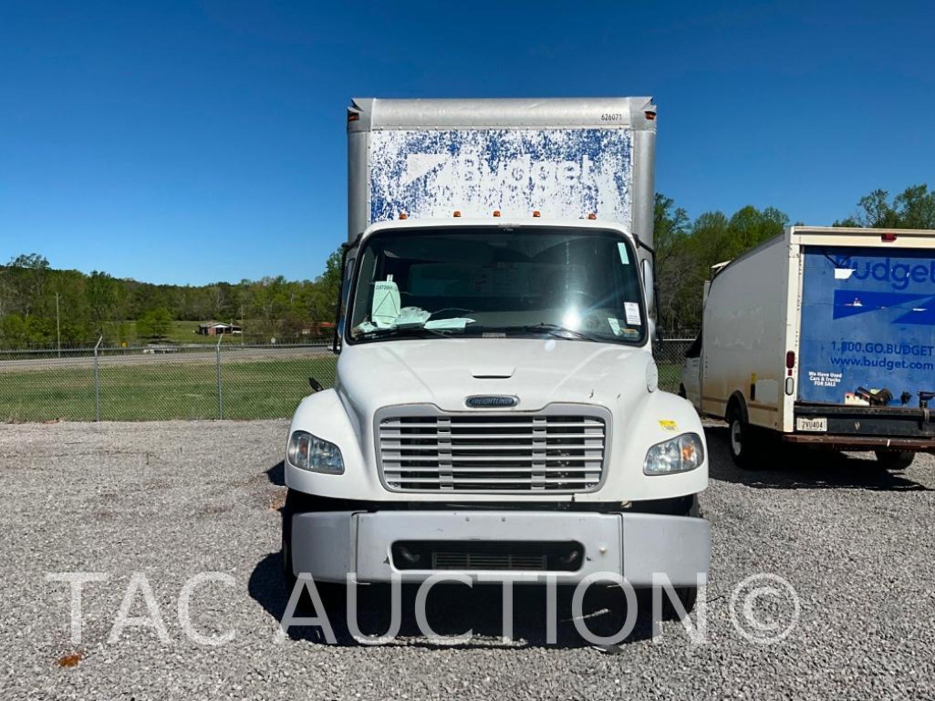 2016 Freightliner M2 106 26ft Box Truck - Image 13 of 81