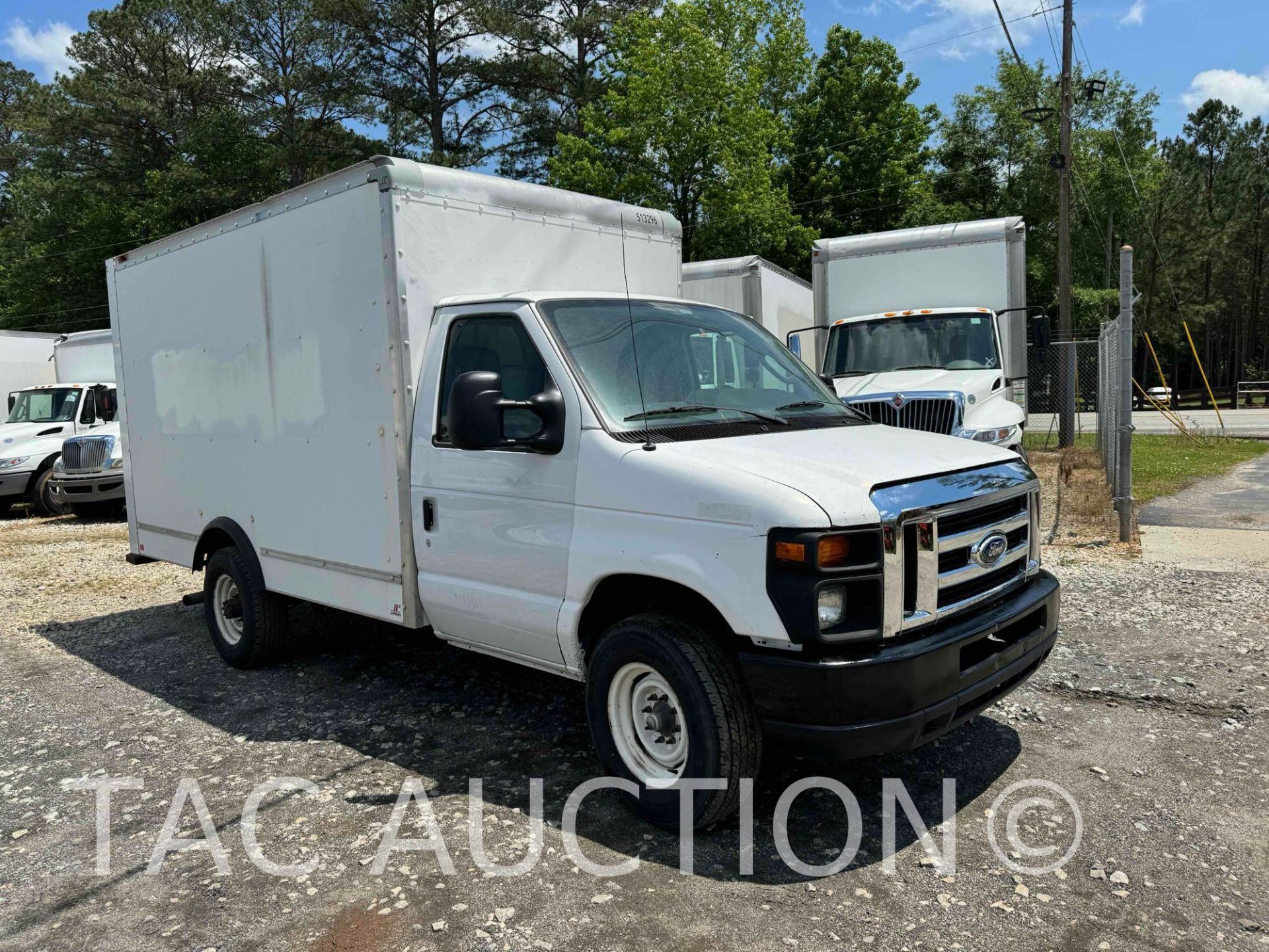 2015 Ford E-350 12ft Box Truck - Image 3 of 42