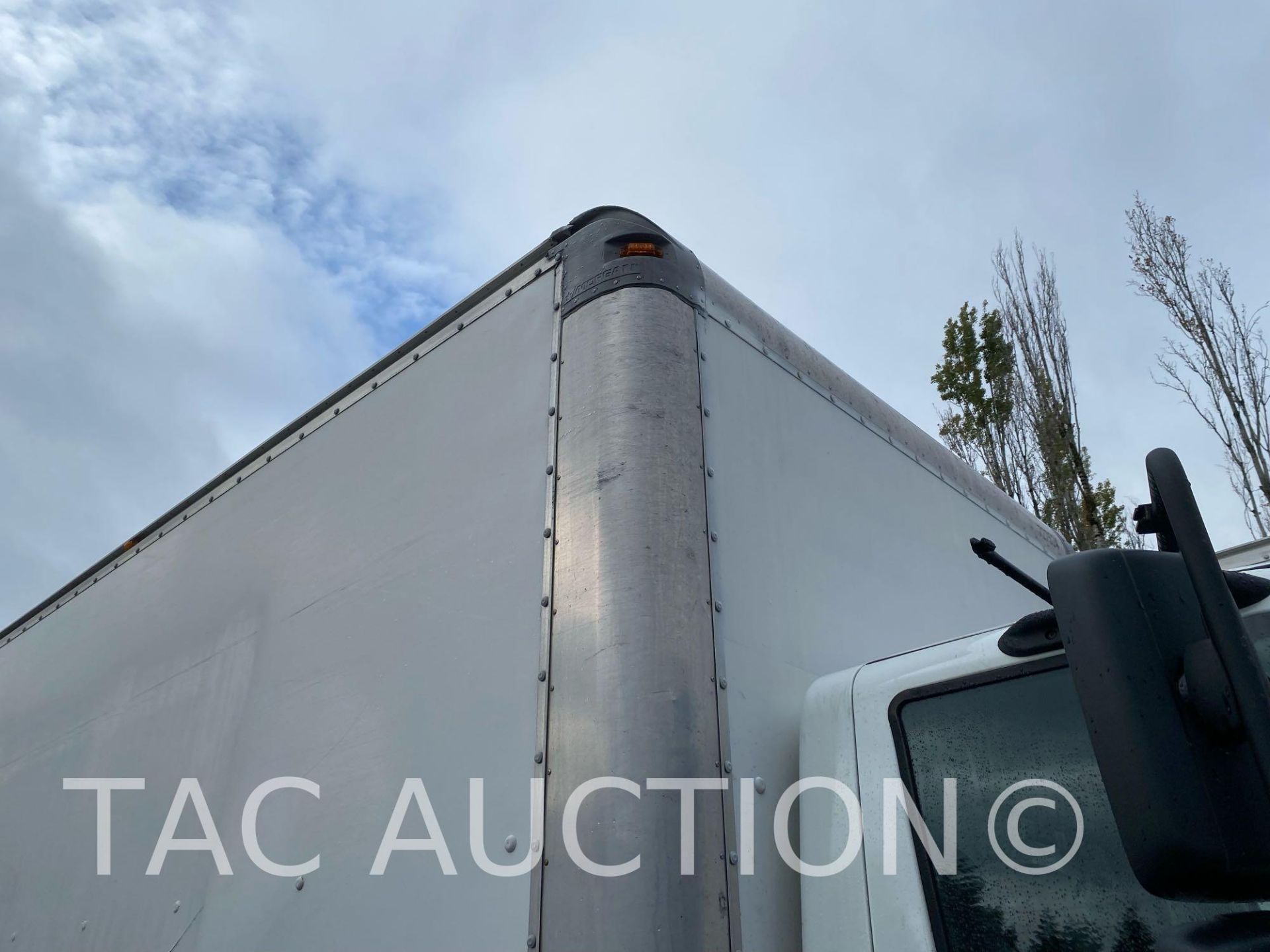 2018 International Durastar 4300 26ft Box Truck - Image 8 of 58