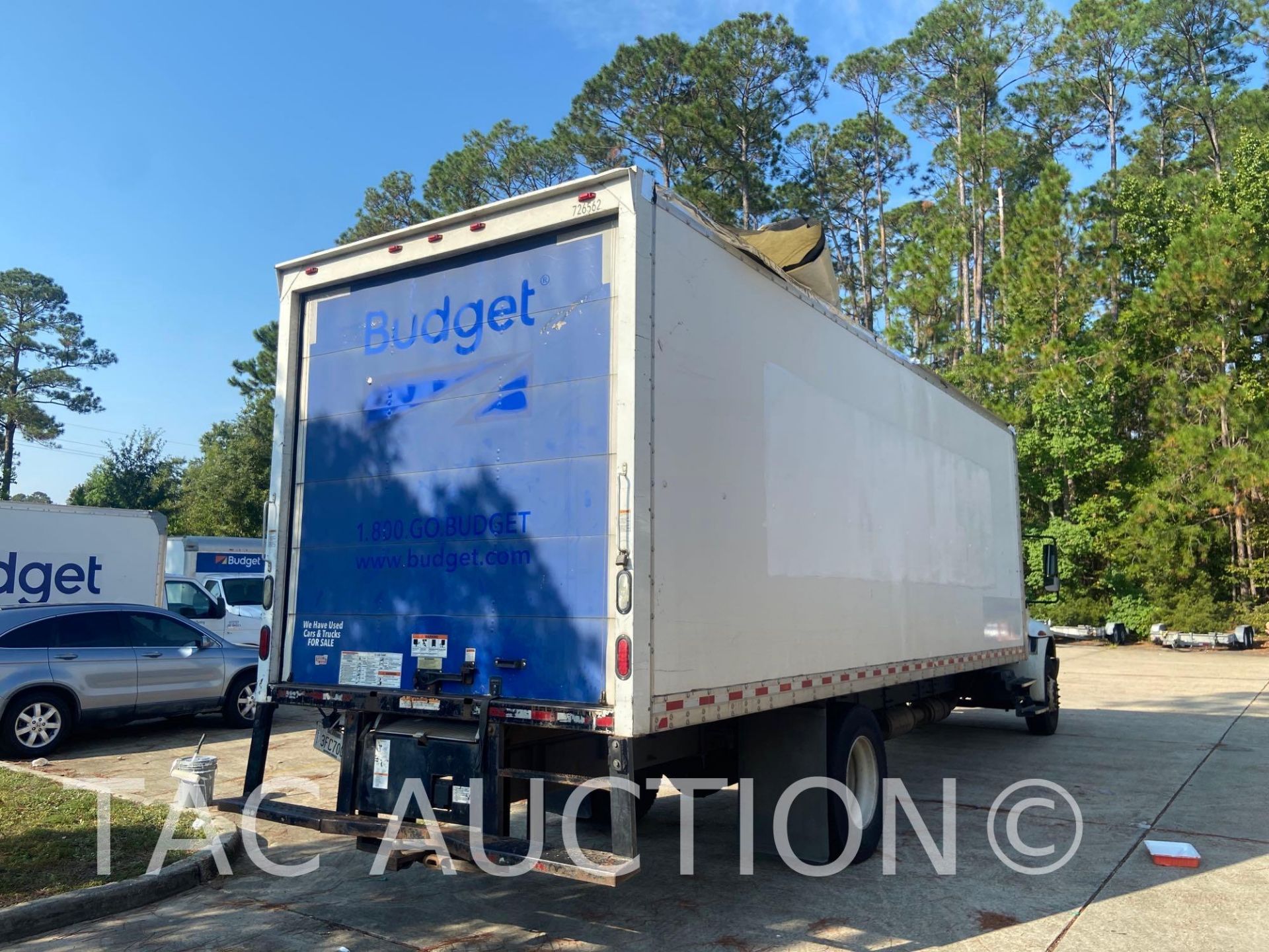 2017 International Durastar 4300 26ft Box Truck - Image 4 of 68