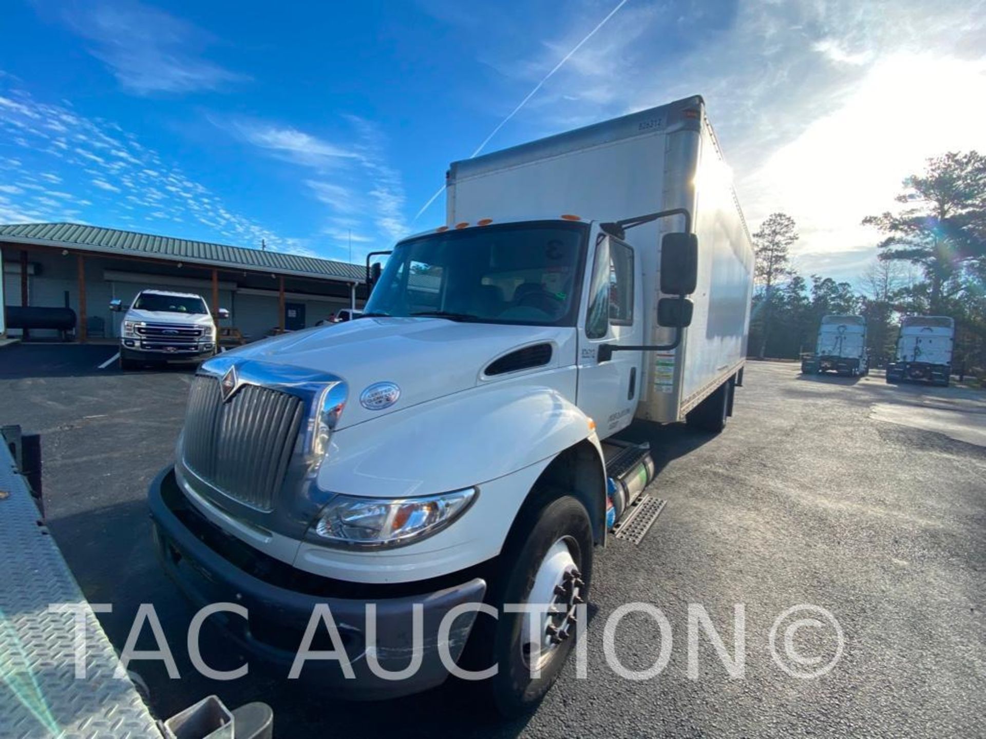 2018 International Durastar 4300 26ft Box Truck - Image 55 of 96