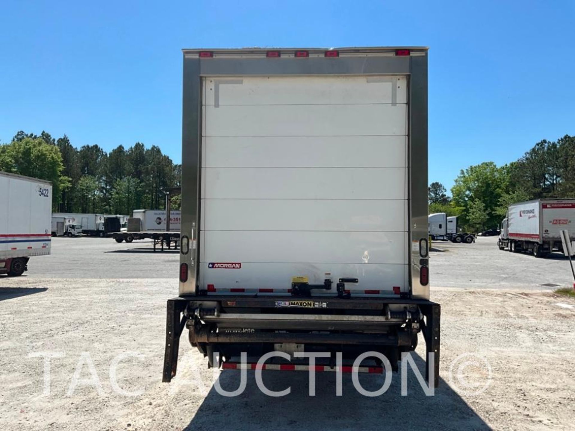 2017 Hino 338 26ft Reefer Box Truck With Liftgate - Image 58 of 69