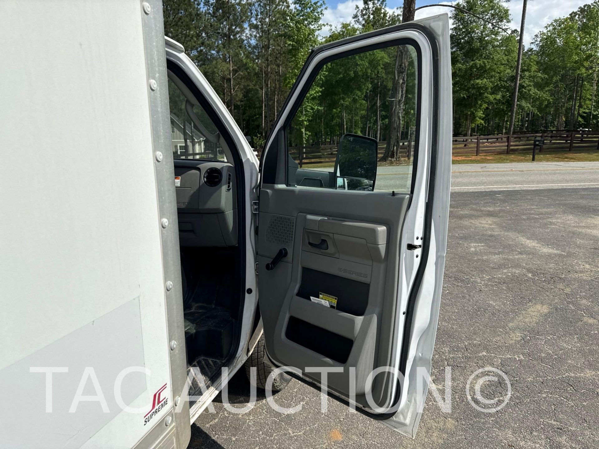 2015 Ford E-350 16ft Box Truck - Image 16 of 48