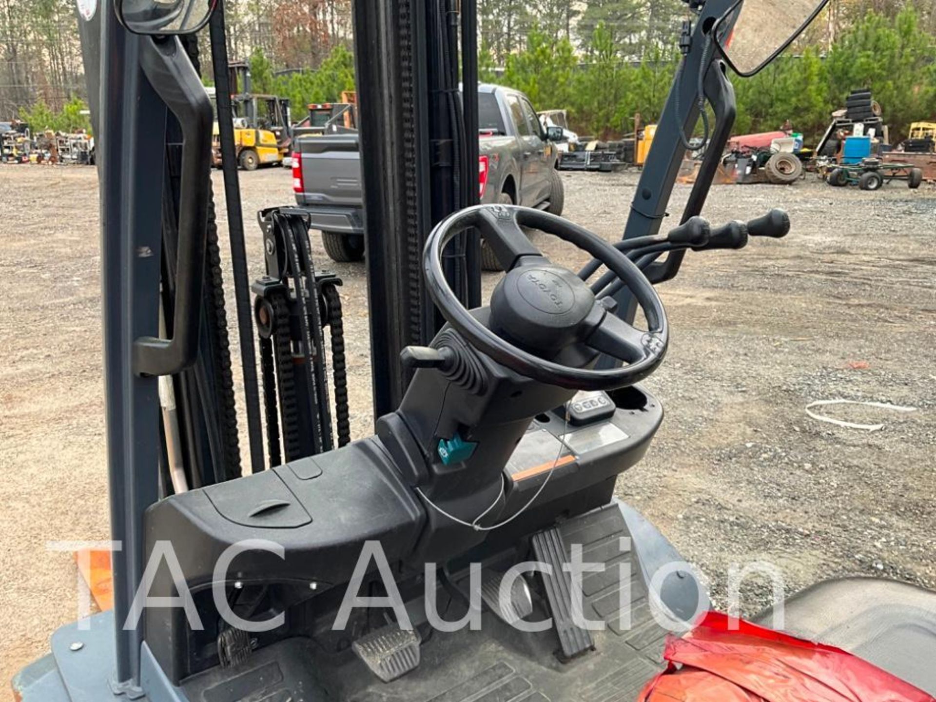 2018 Toyota 8FGU20 4000lb Forklift - Bild 10 aus 33