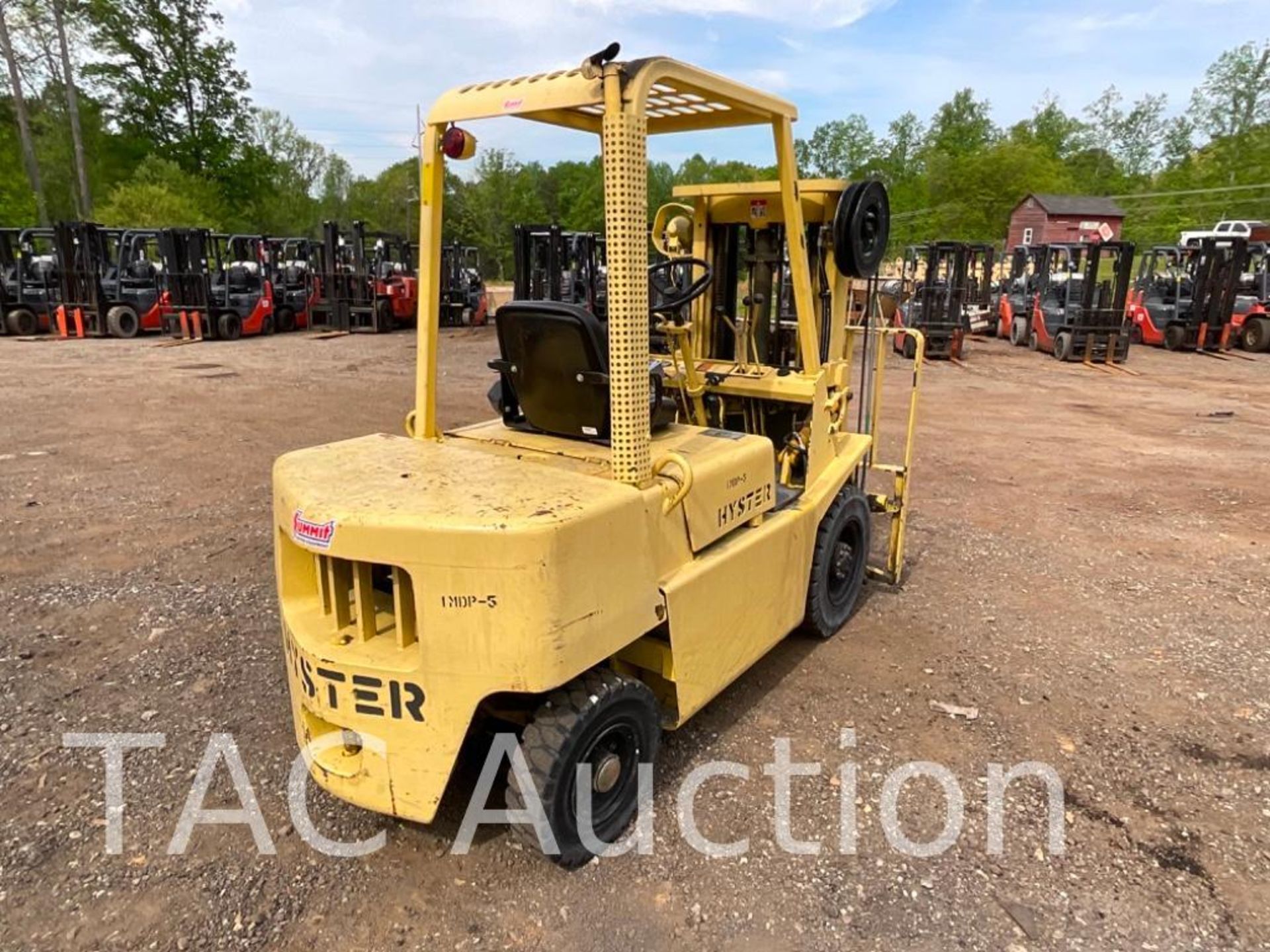 Hyster H40XLM 4000lb Diesel Forklift - Image 5 of 25