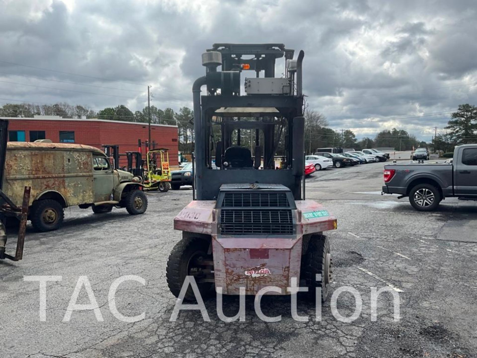 Taylor THD160 16,000lb Forklift - Image 4 of 35
