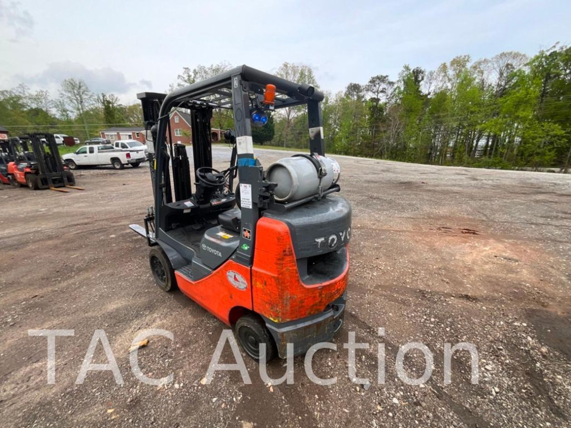 Toyota 8FGCU25 5000lb Forklift - Image 4 of 23