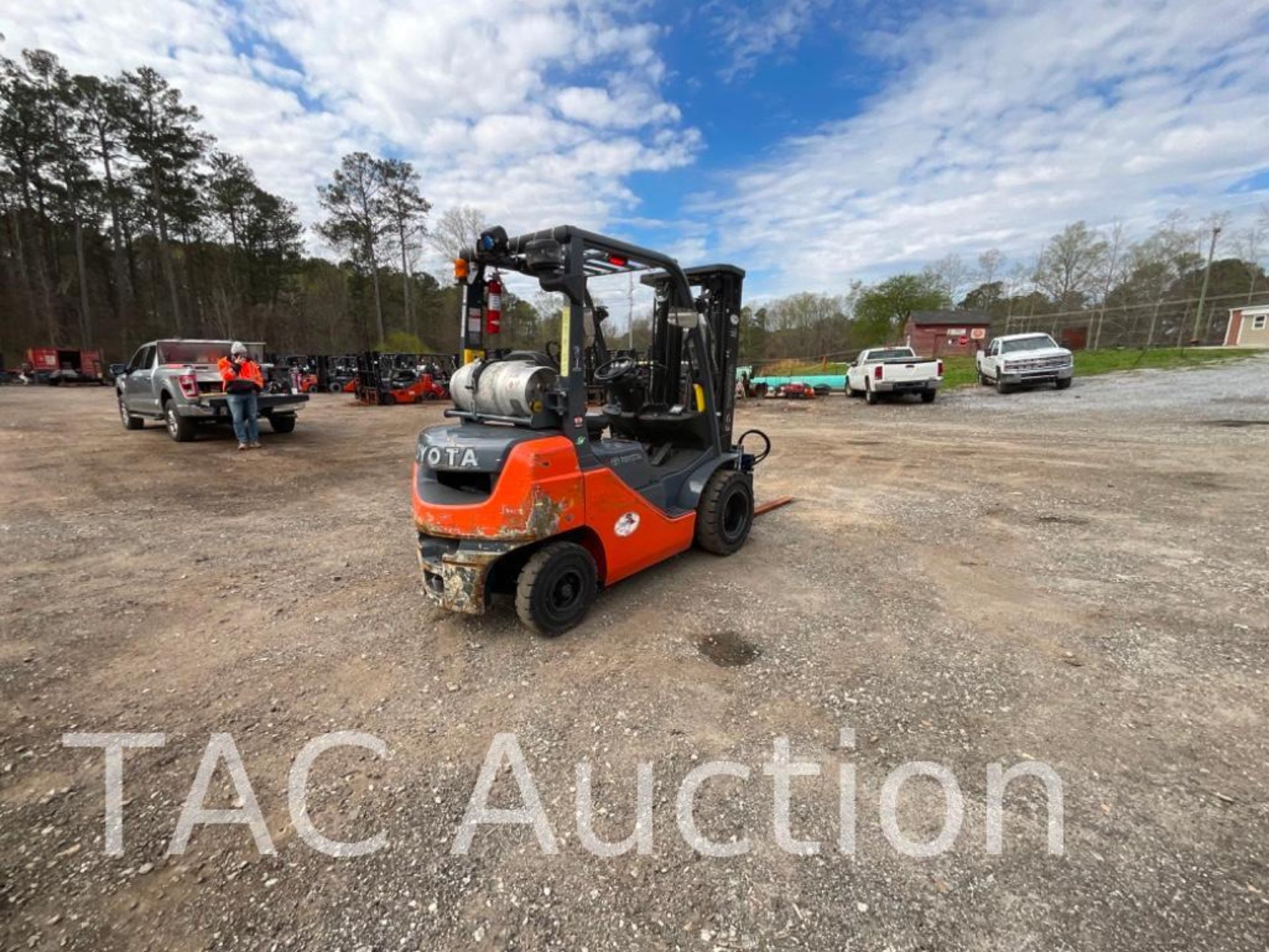 2018 Toyota 8FGU20 LP 4000lb Forklift - Image 5 of 23