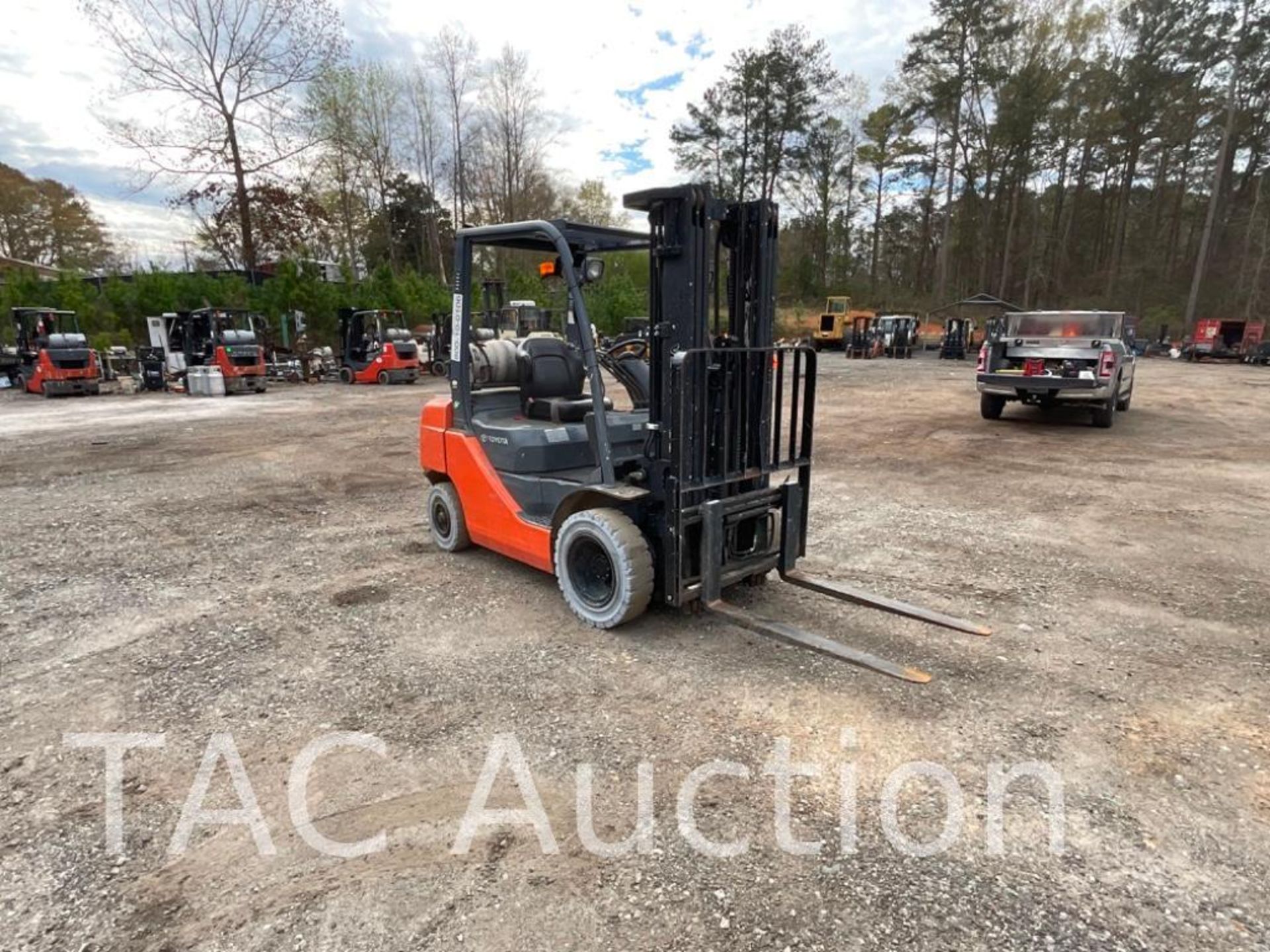 2016 Toyota 8FGU25 5000lb Forklift - Bild 7 aus 18