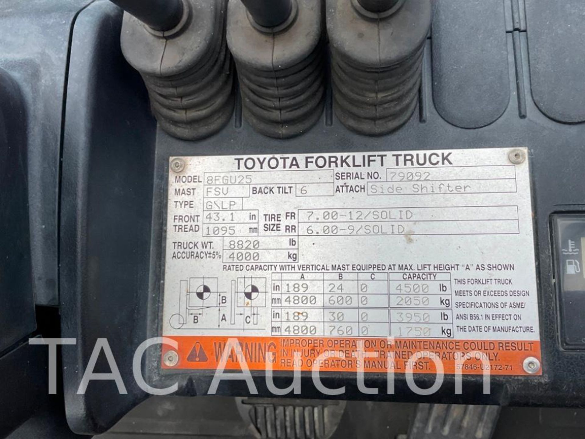 2017 Toyota 8FGU25 5000lb Forklift - Image 17 of 18