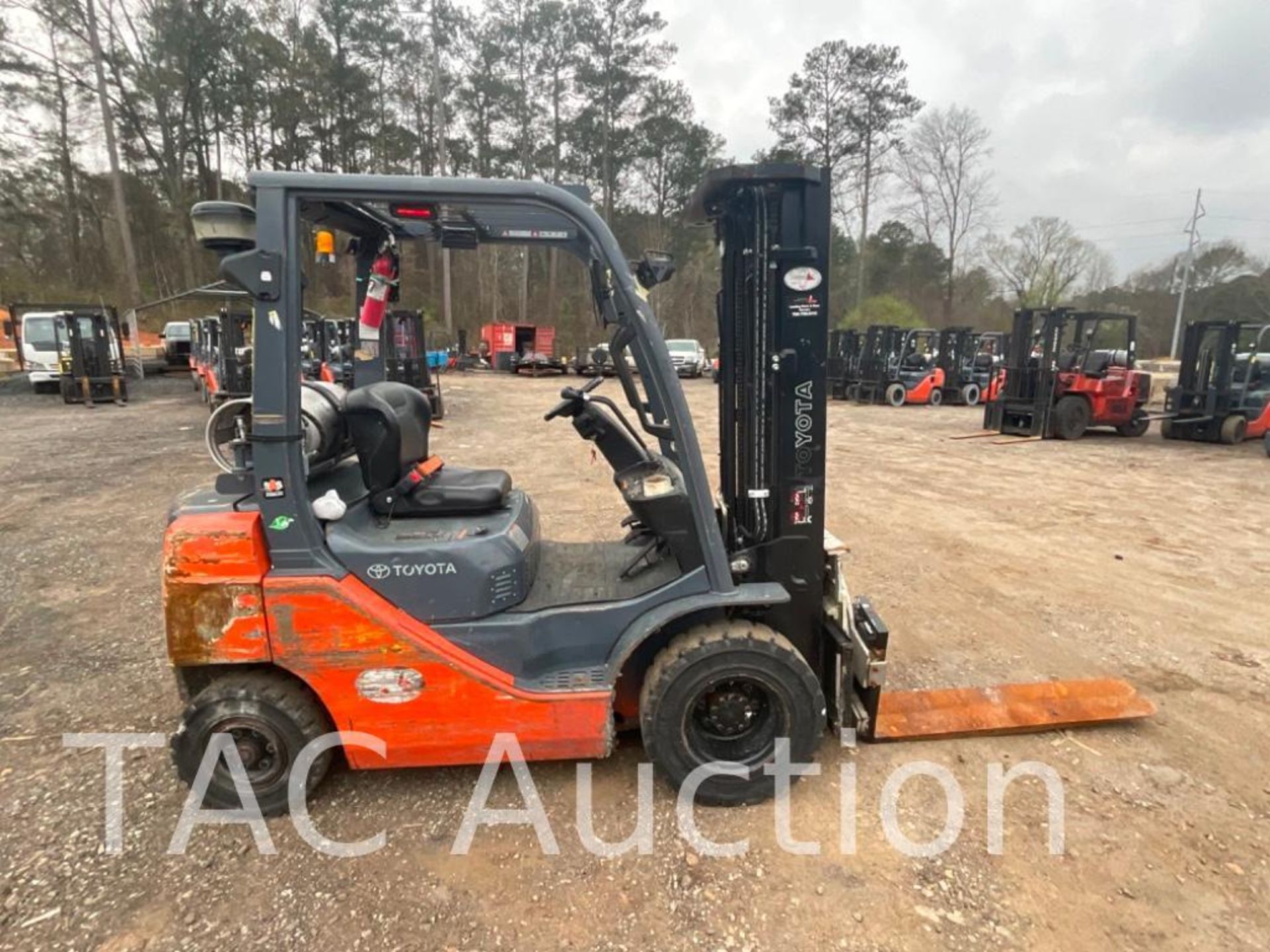 2018 Toyota 8FGU20 4000lb Forklift - Bild 6 aus 28