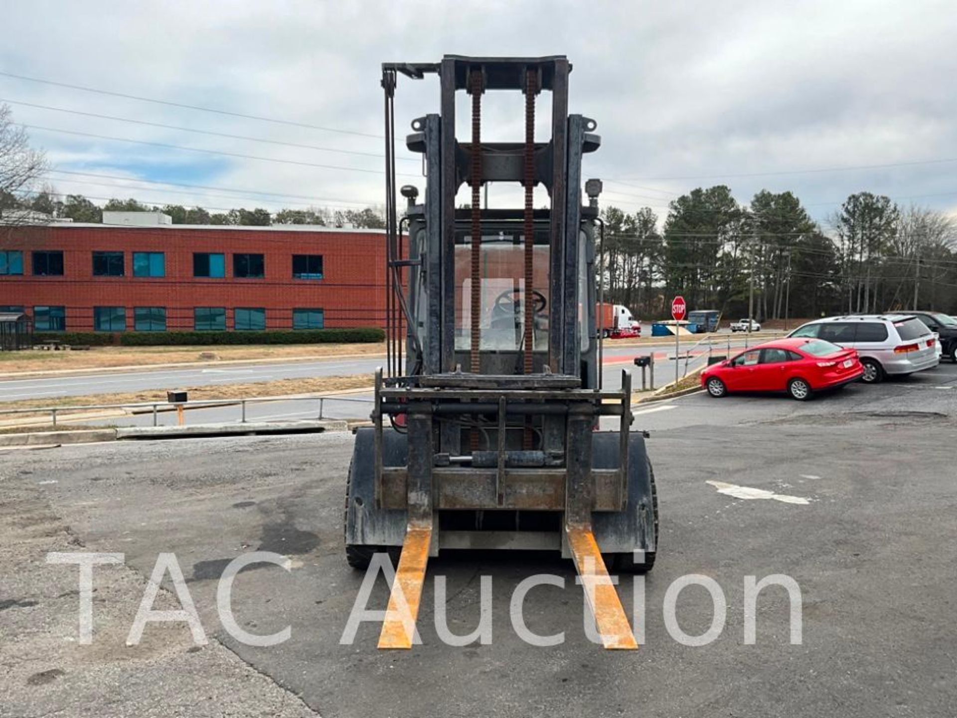 TAYLOR BIG RED 16000lb Forklift - Image 8 of 33