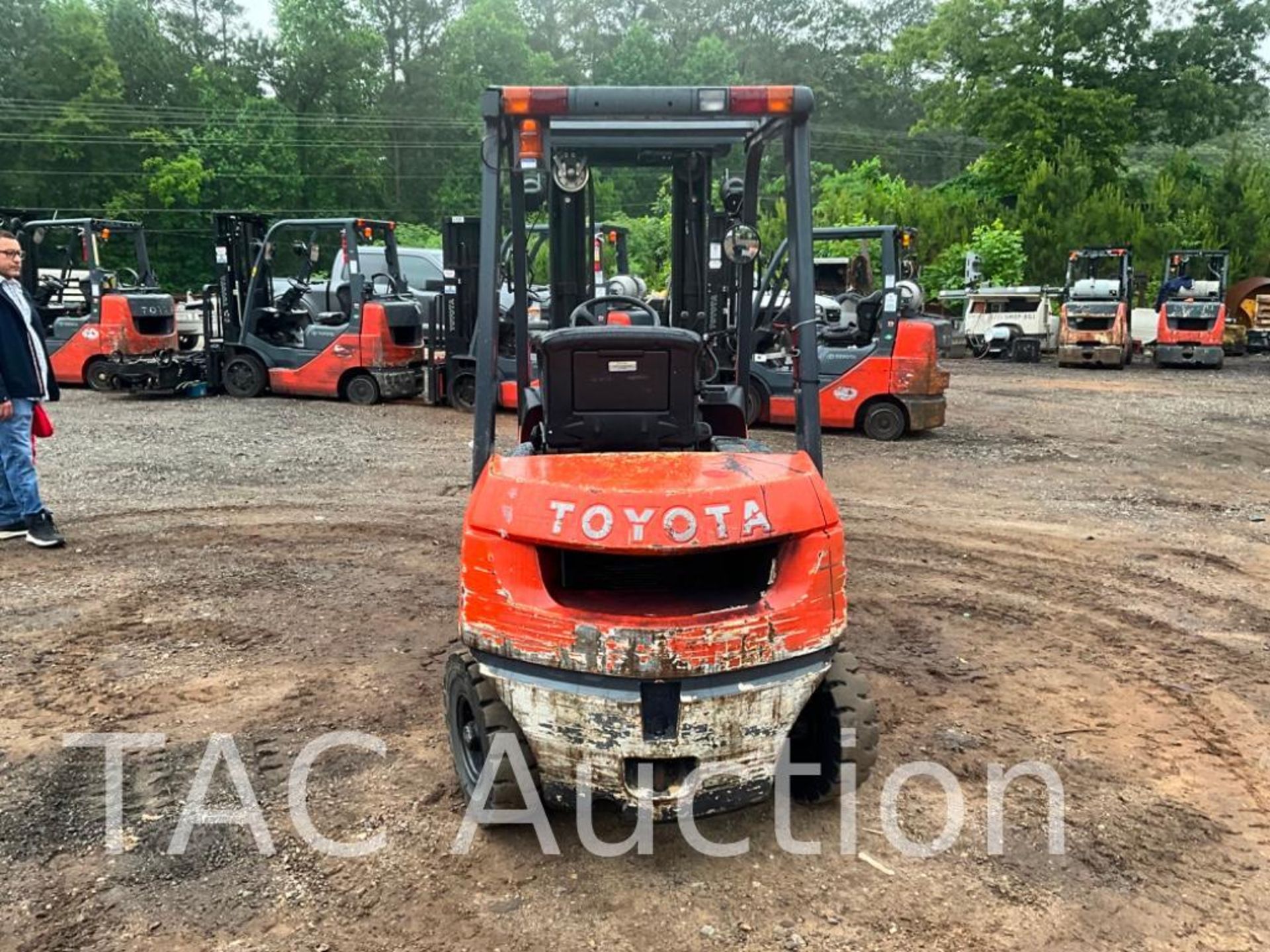 Toyota 7FD420 4000lb Diesel Forklift - Image 4 of 32