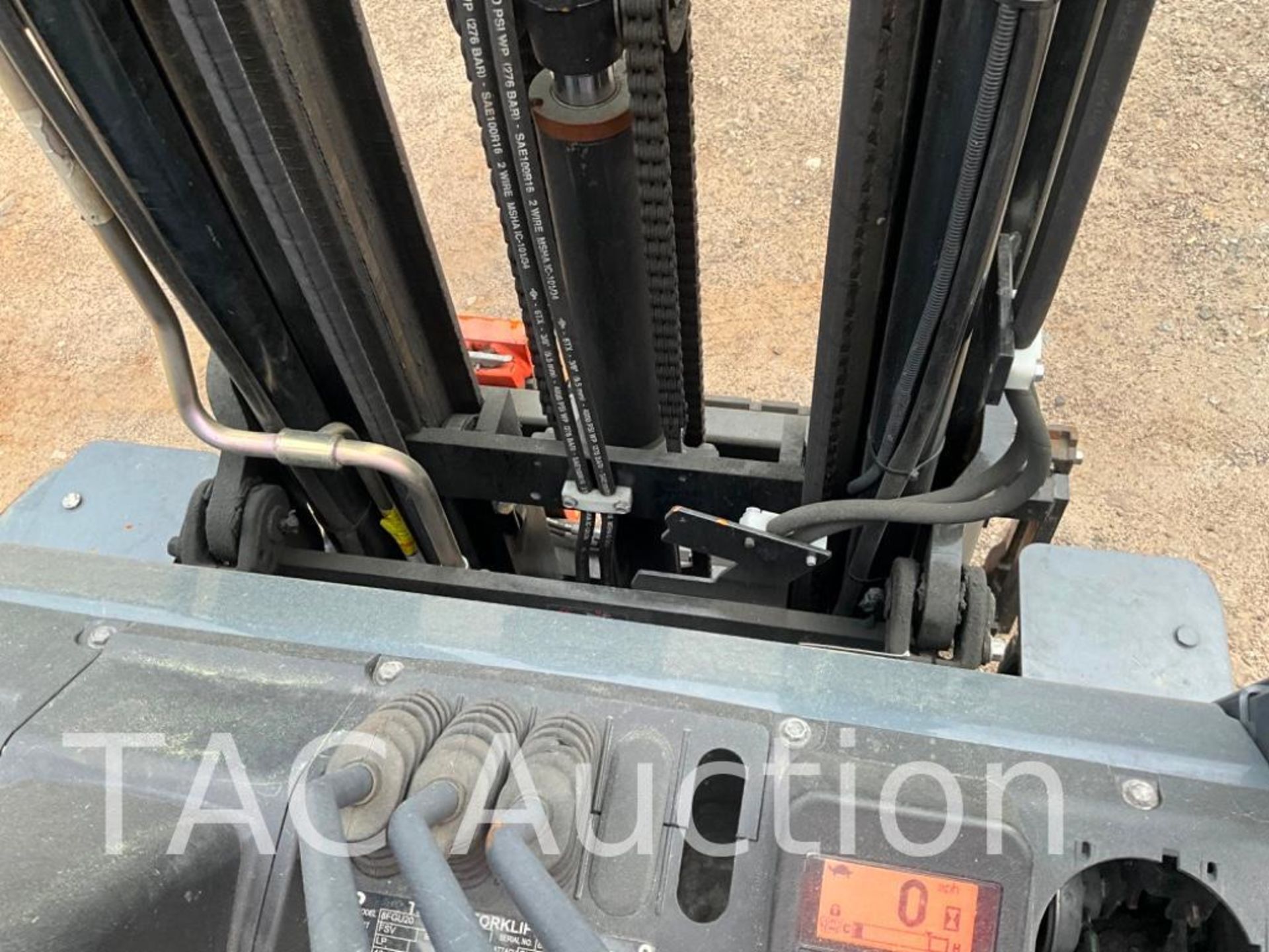 2018 Toyota 8FGU20 4000lb Forklift - Bild 18 aus 33