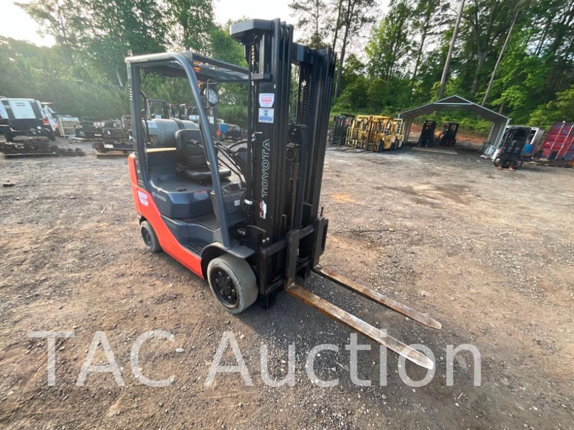 Toyota 8FGCU25 5000lb Forklift - Image 7 of 19