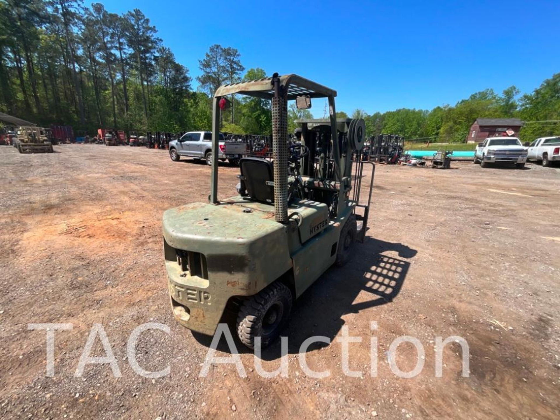 Hyster H40XL 4000lb Diesel Forklift - Image 5 of 22