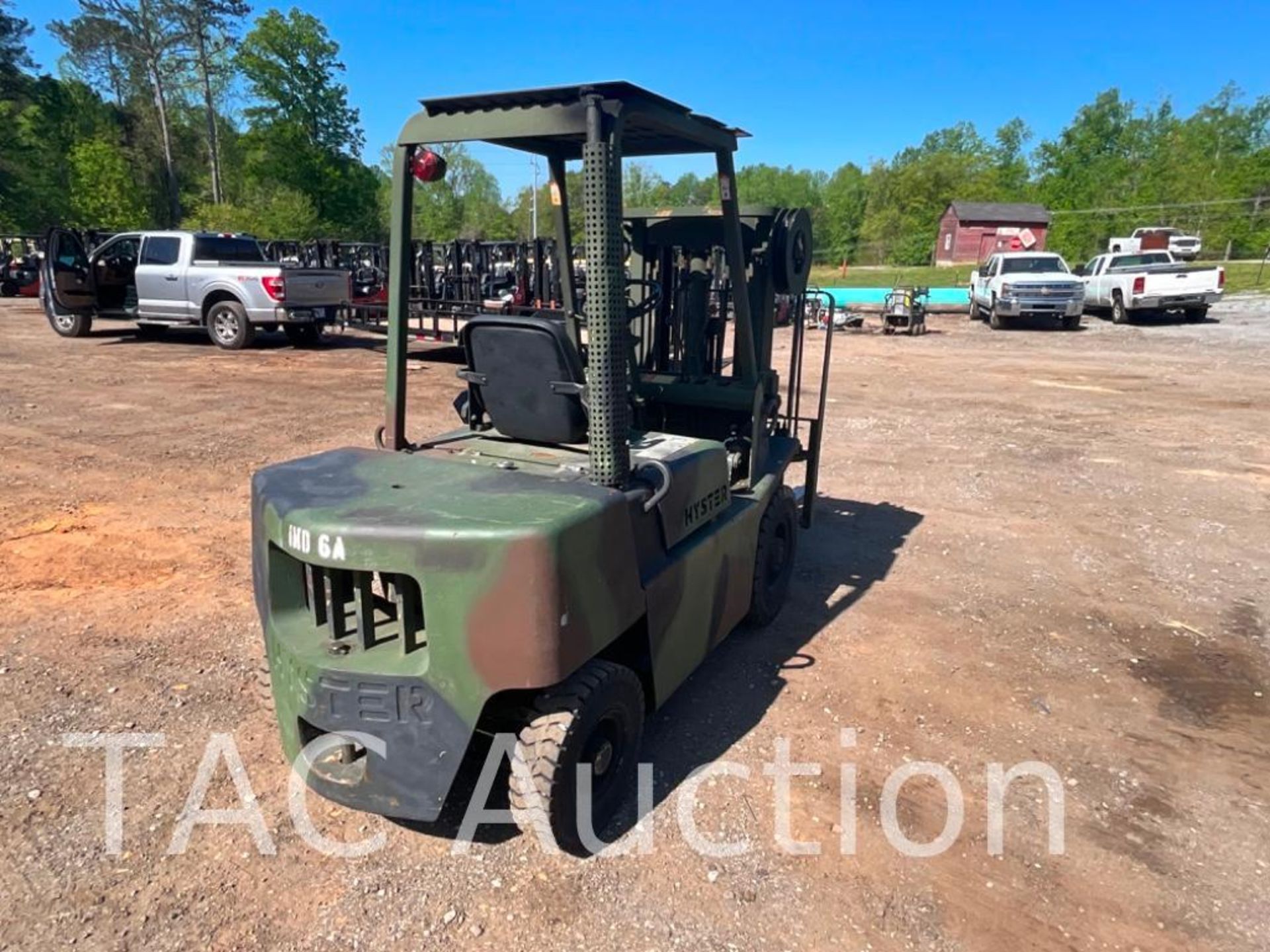 Hyster H40XL 4000lb Diesel Forklift - Image 5 of 27