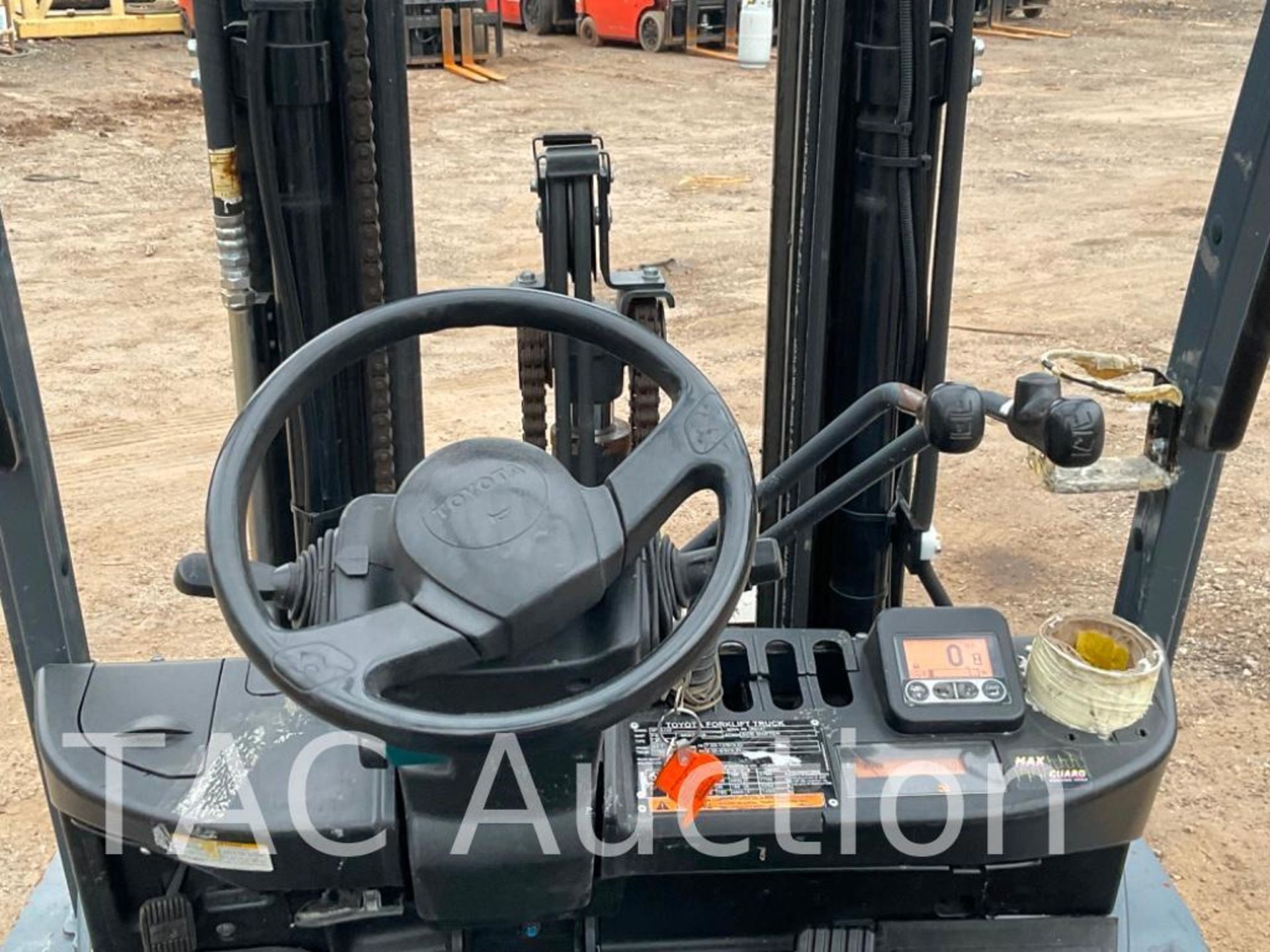 2018 Toyota 8FGU20 4000lb Forklift - Bild 11 aus 28