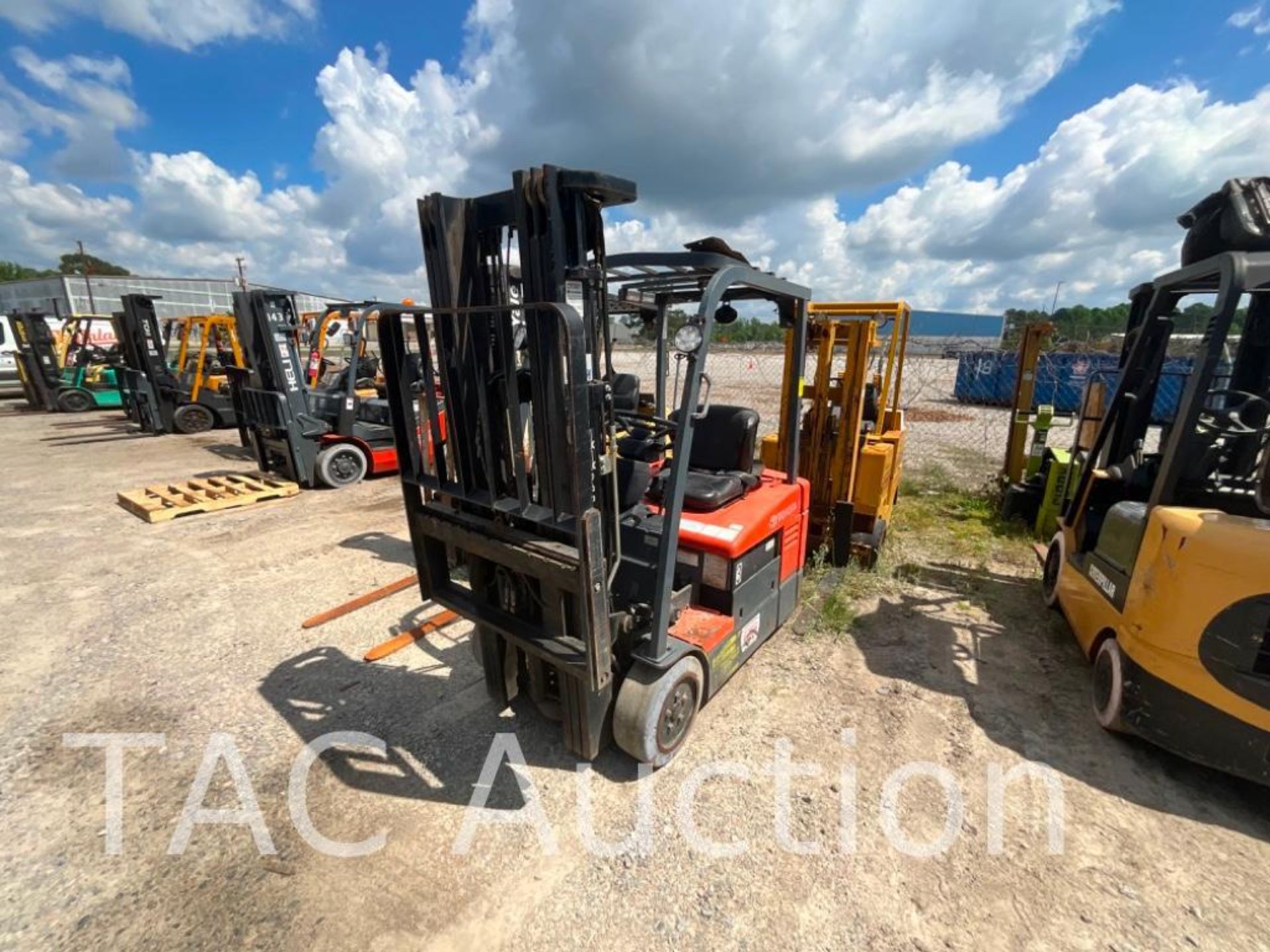 Toyota 2FBEU18 Electric Forklift