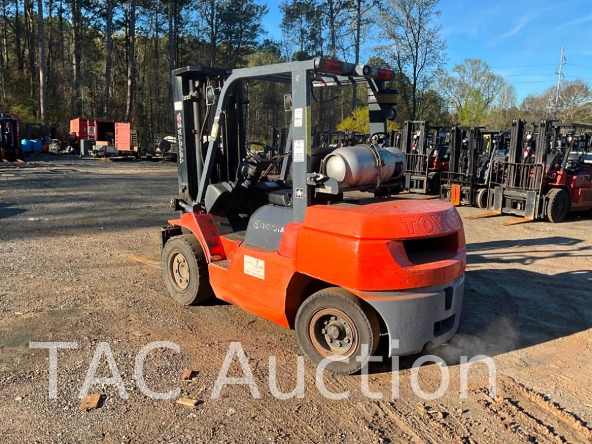 Toyota 7FGU35 8,000lb Forklift - Image 3 of 33