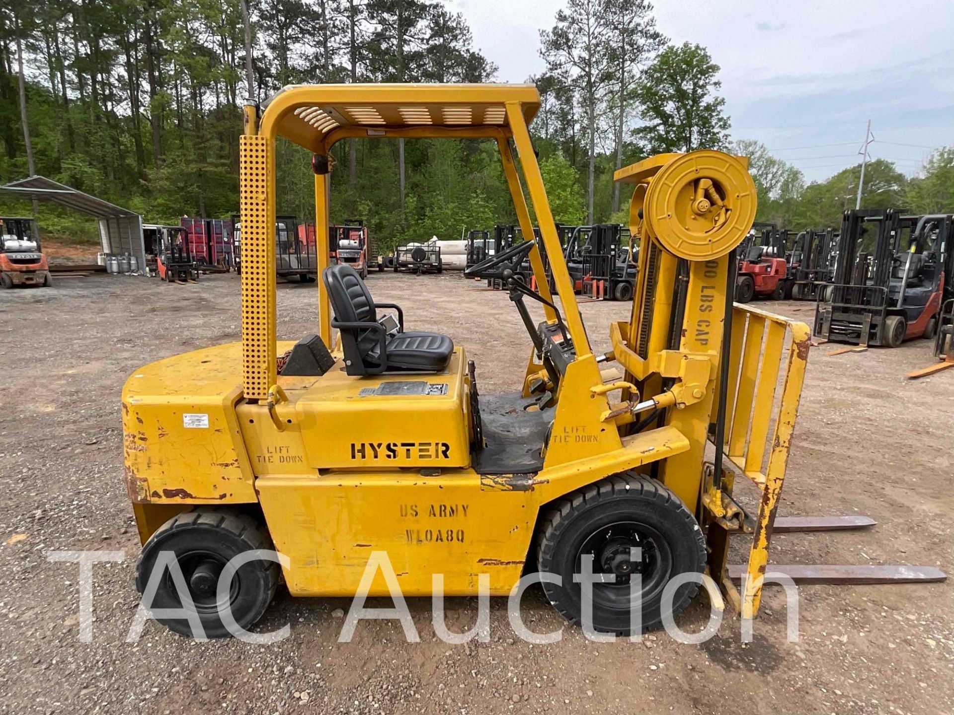 Hyster H40XLM 4000lb Diesel Forklift - Image 6 of 25