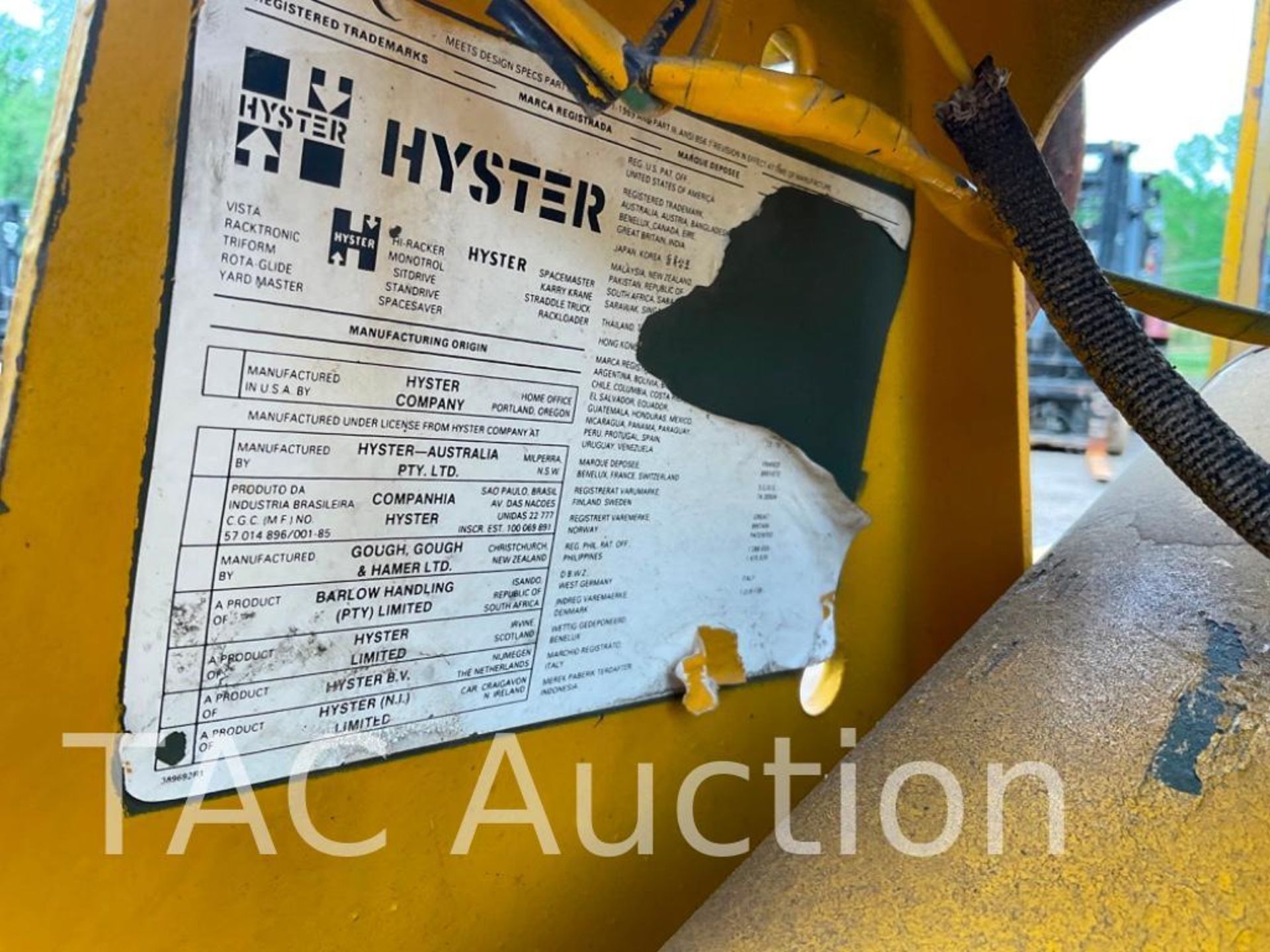 Hyster H40XLM 4000lb Diesel Forklift - Image 22 of 24