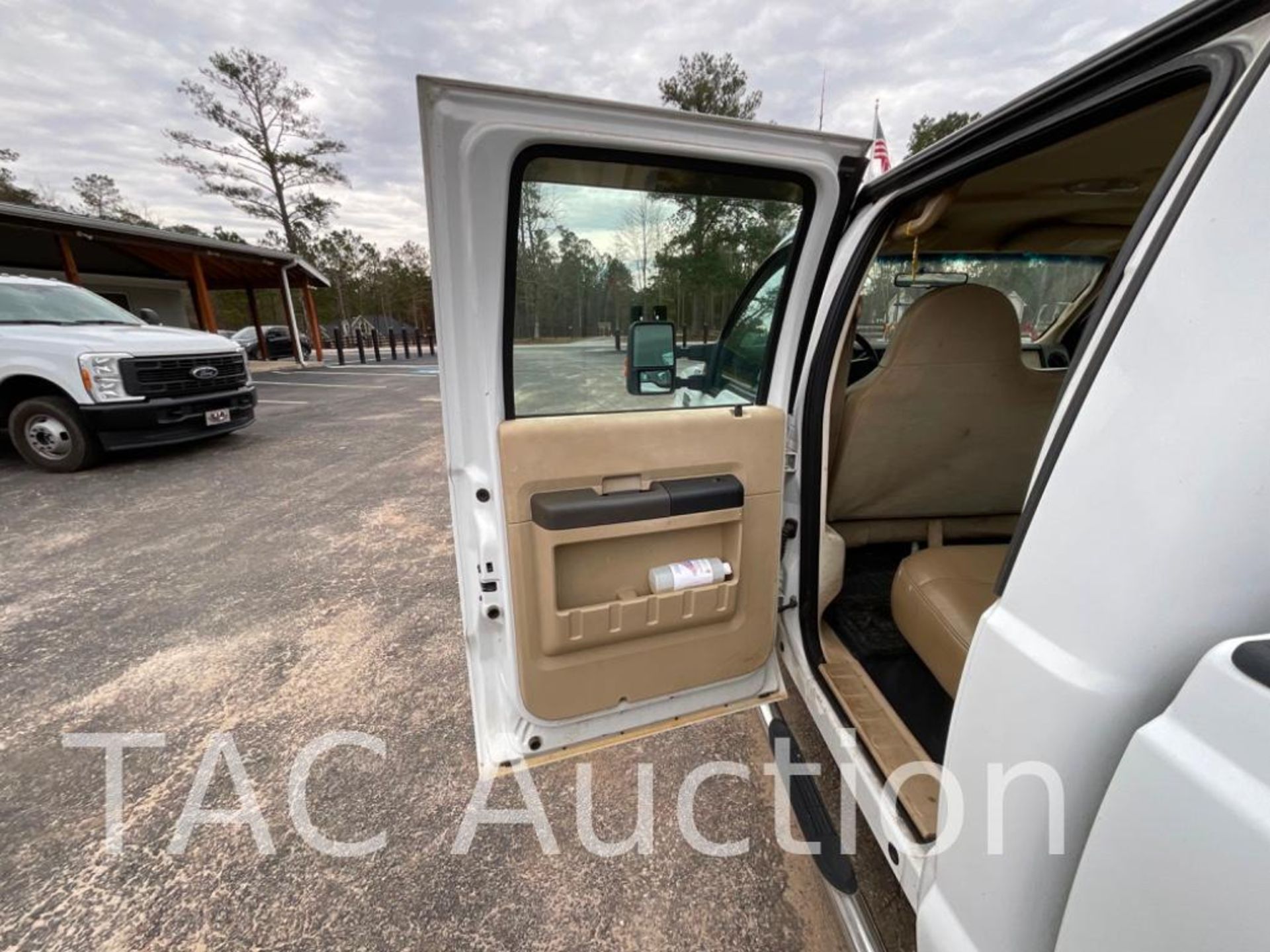 2008 Ford F-350 Super Duty Crew Cab Pickup Truck - Image 25 of 50