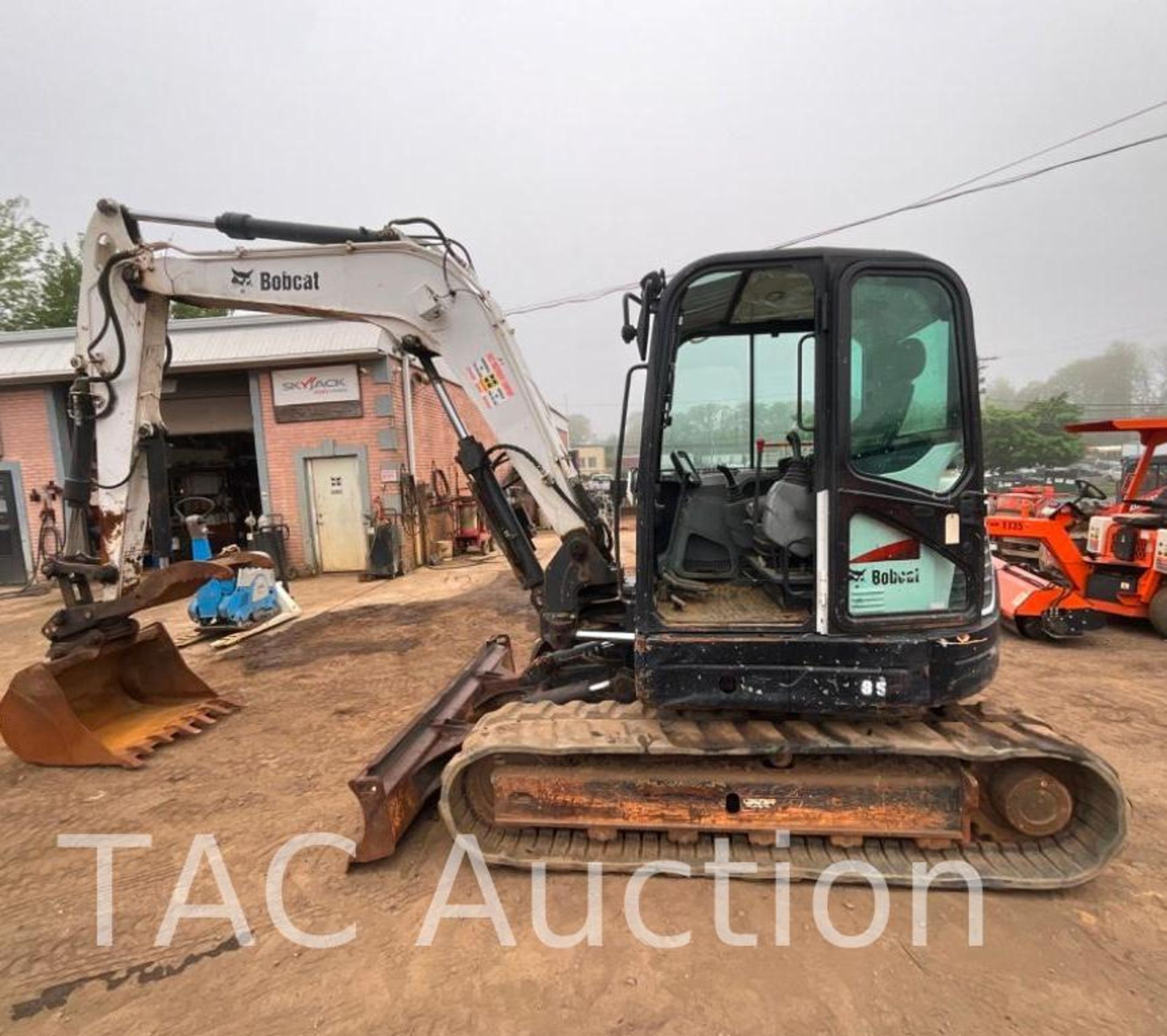 2014 Bobcat E85 Mini Excavator - Image 2 of 30