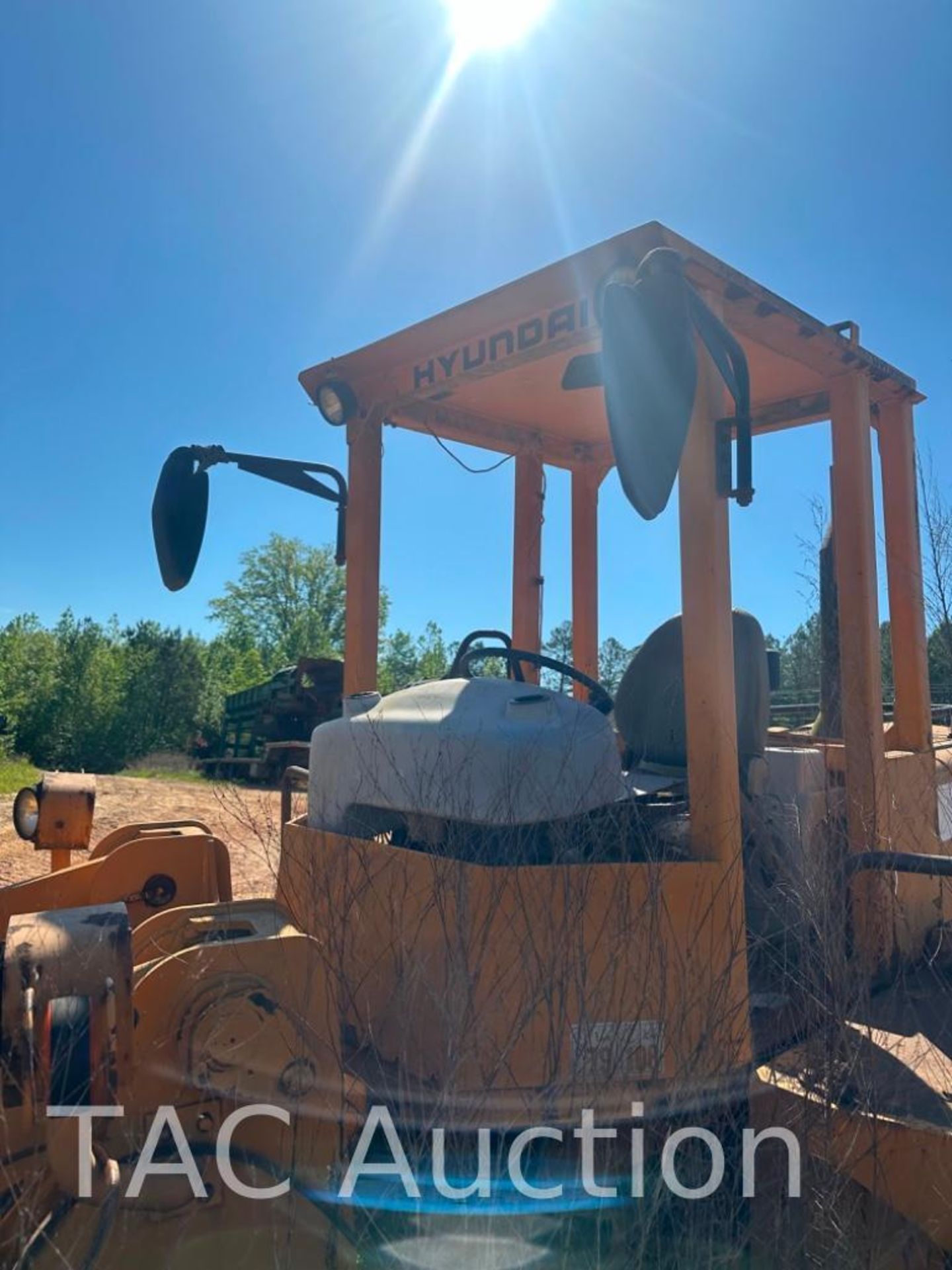 HYUNDAI HL750 Wheel Loader - Image 11 of 18