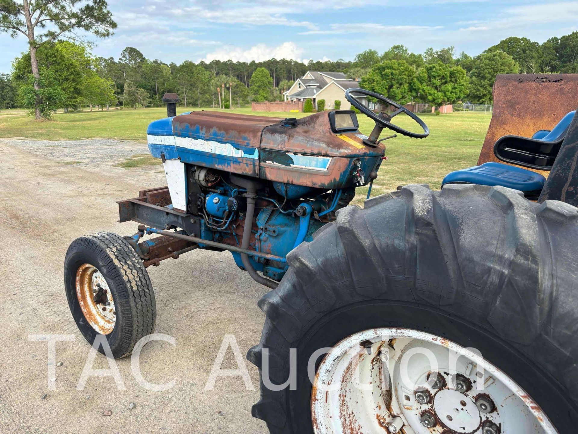 1985 Ford 4610 Farm Tractor - Image 3 of 22