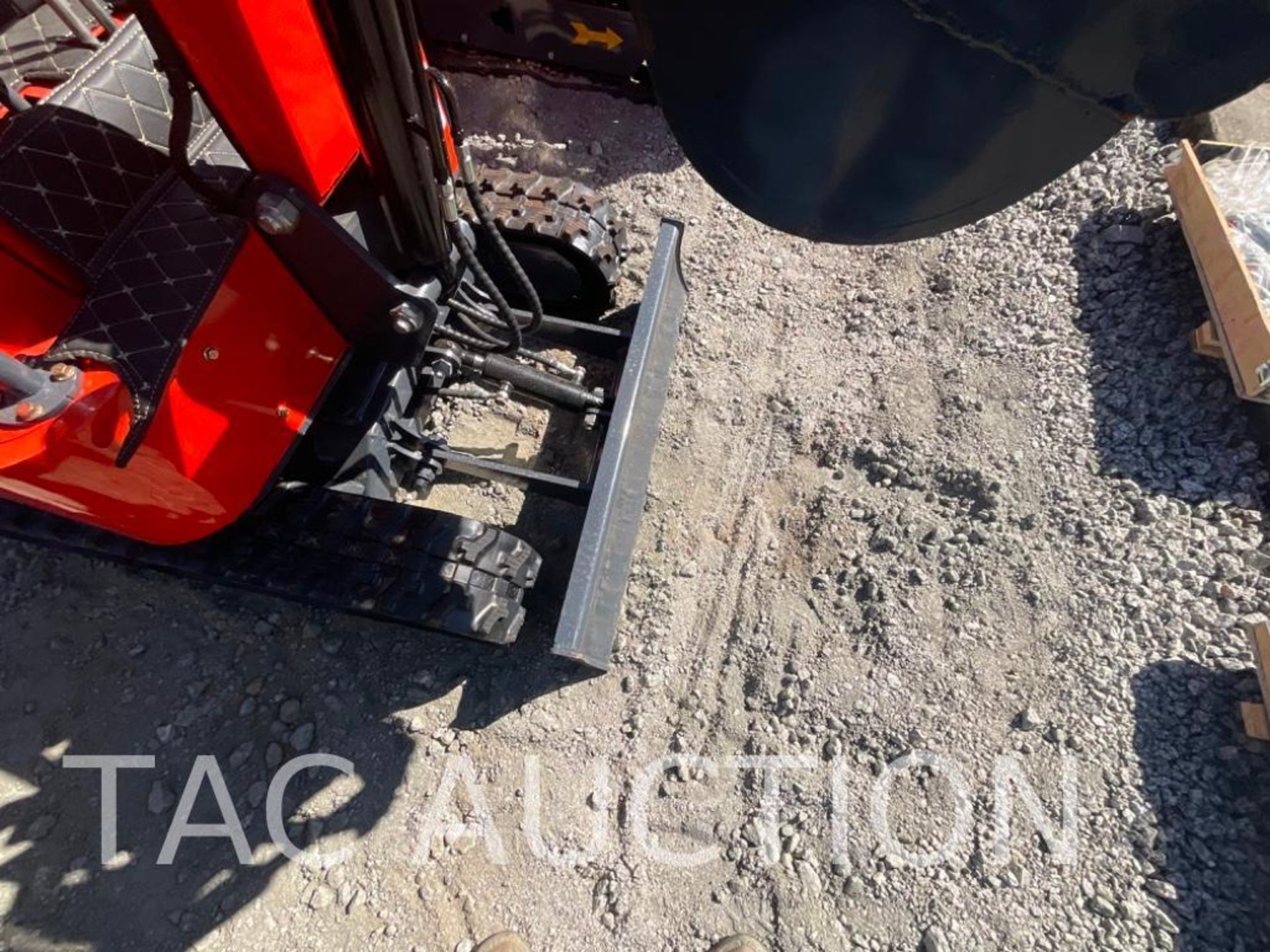 New AGT H15 Mini Excavator - Image 13 of 17