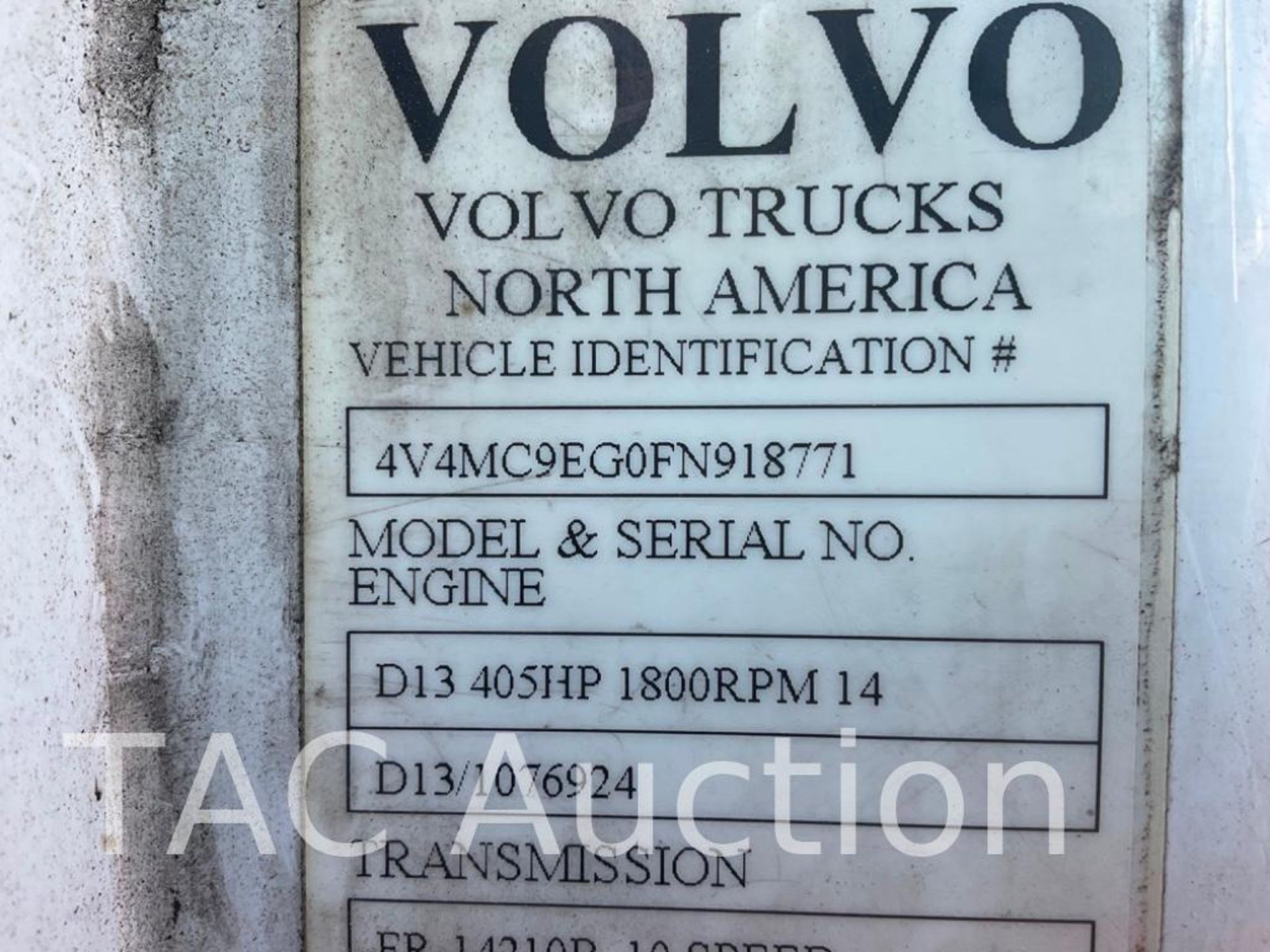 2015 Volvo VNM Day Cab - Image 47 of 49