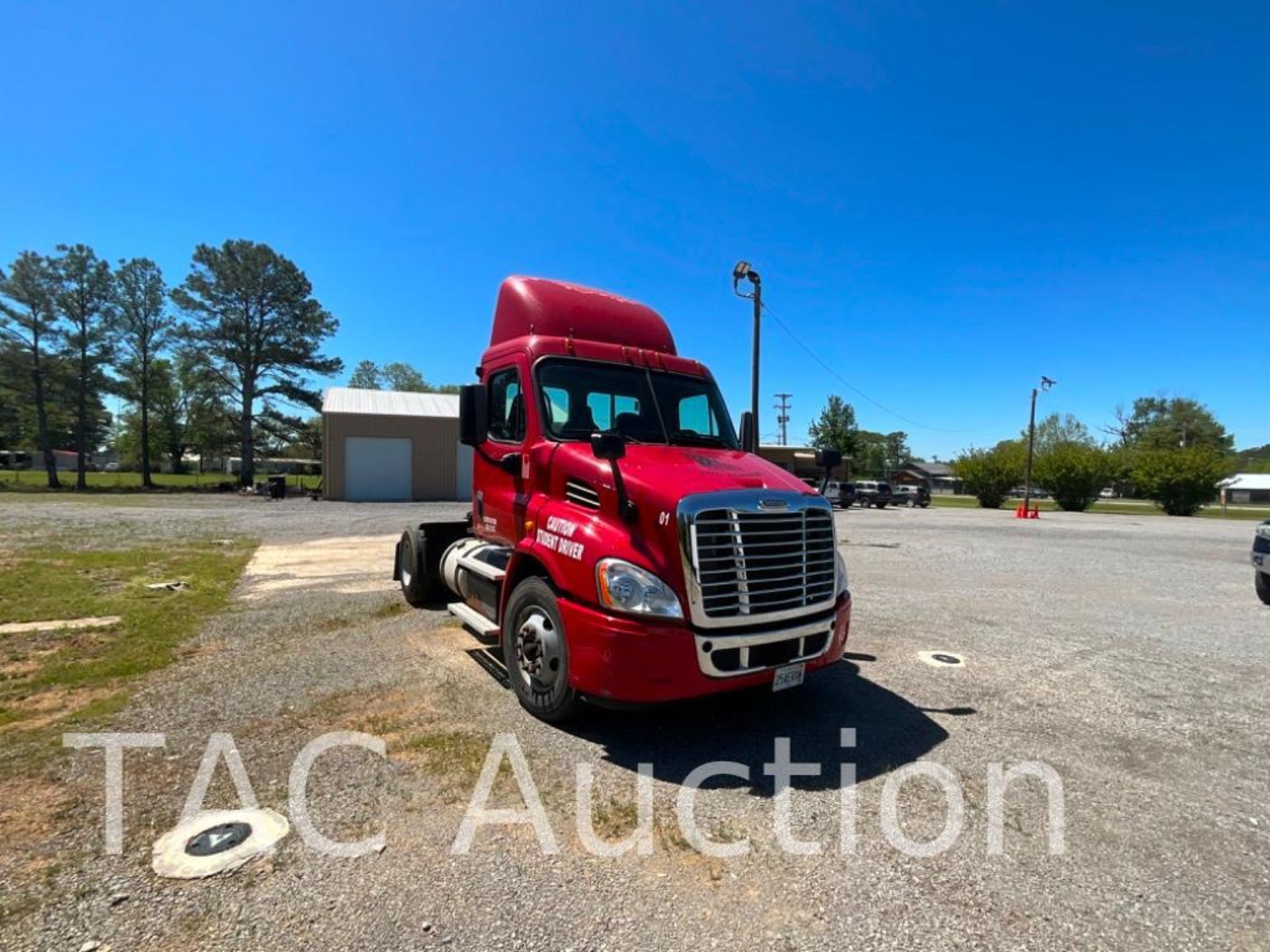 2016 Freightliner Cascadia 113 S/A Day Cab - Image 7 of 68