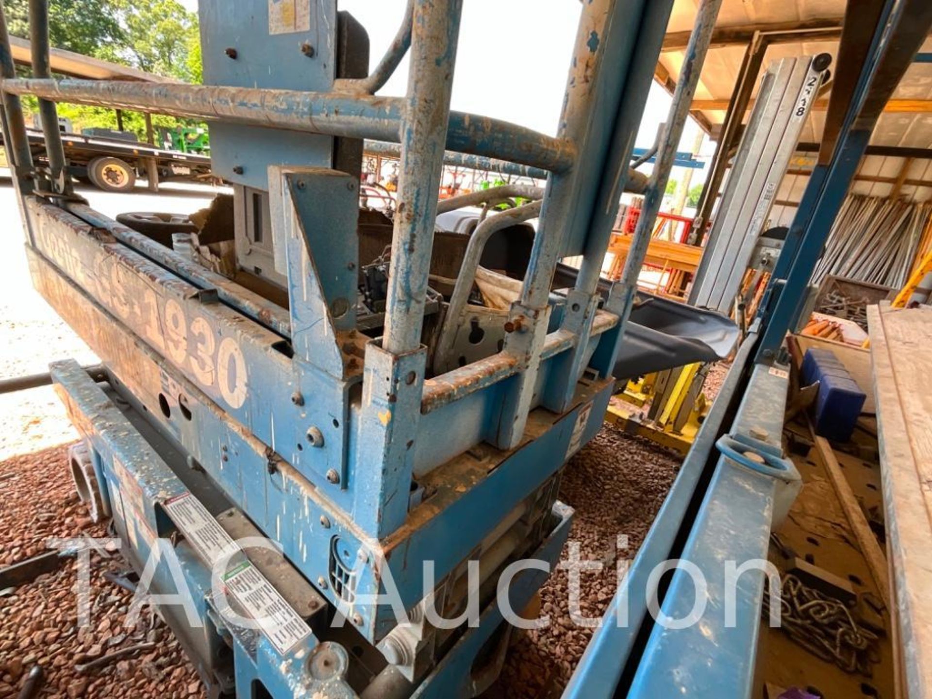 Genie GS1930 Scissor Lift - Image 12 of 25