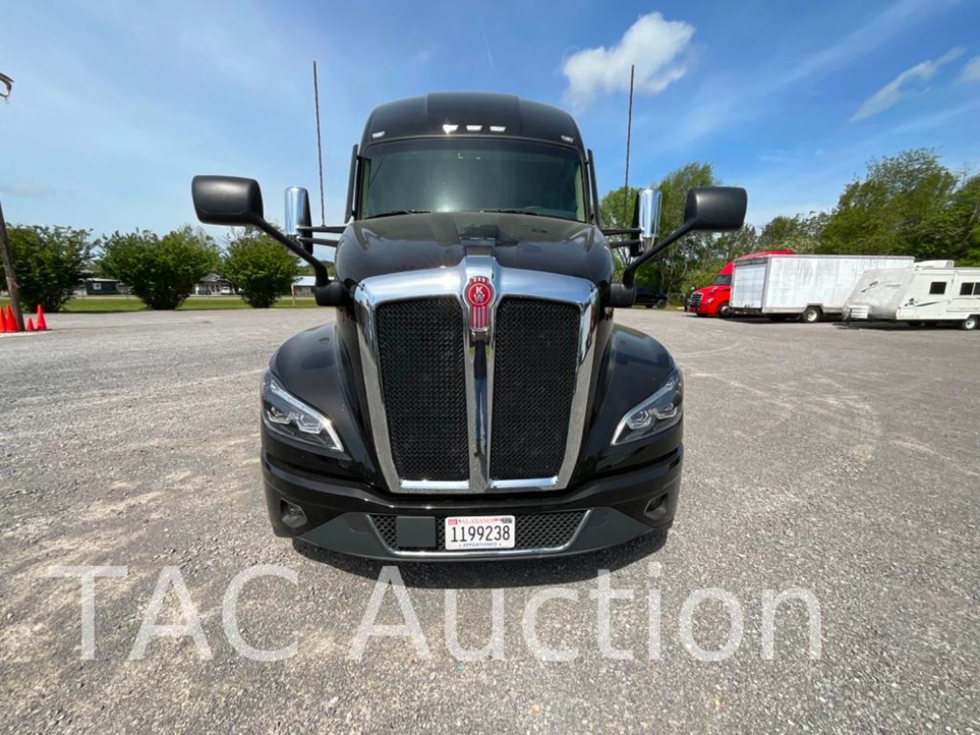 2024 Kenworth T680 Sleeper Truck - Image 9 of 95