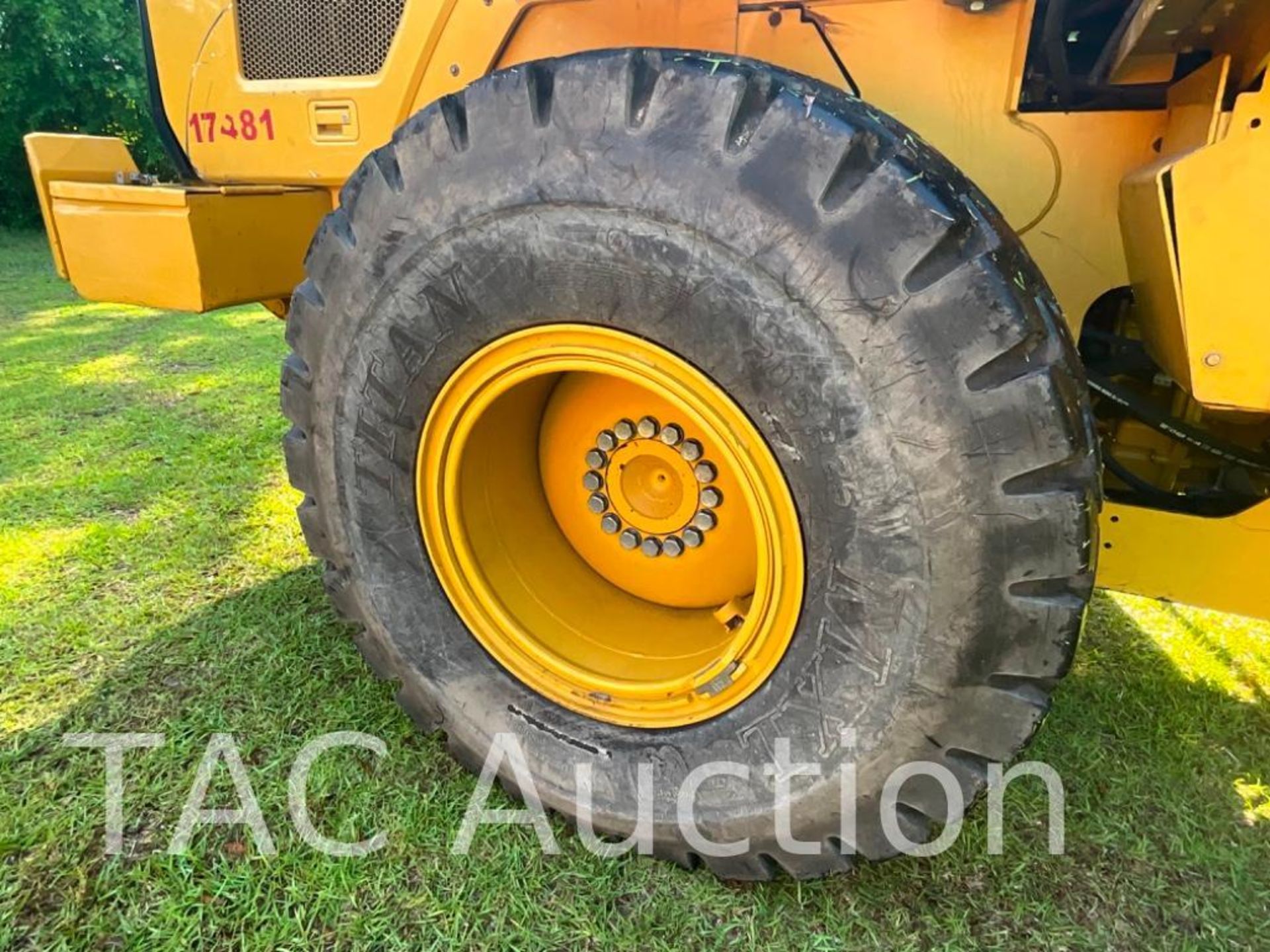 Caterpillar 926M 4x4 Articulating Wheel Loader - Bild 41 aus 47