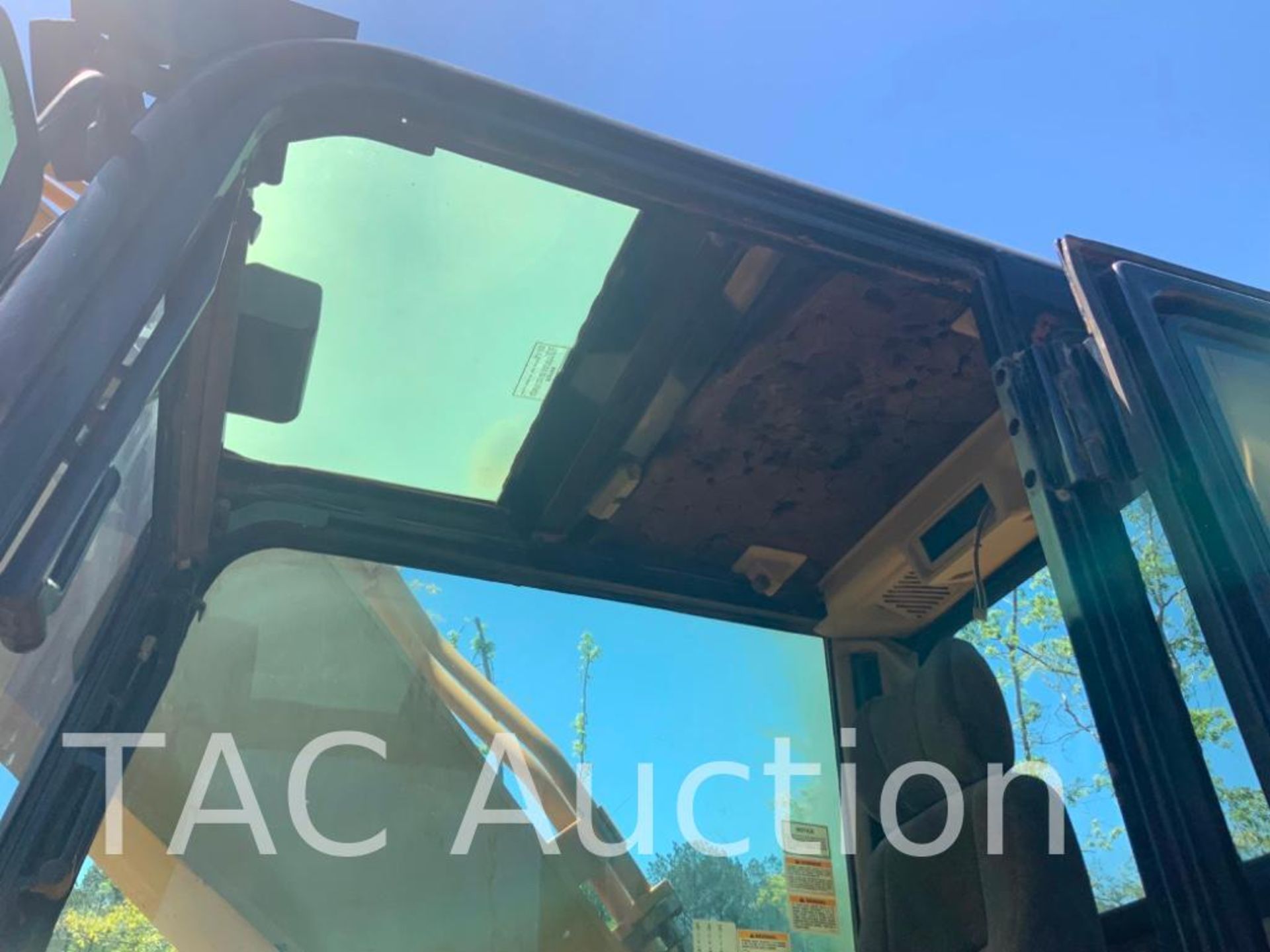 2004 Caterpillar 345B Hydraulic Excavator - Bild 12 aus 53