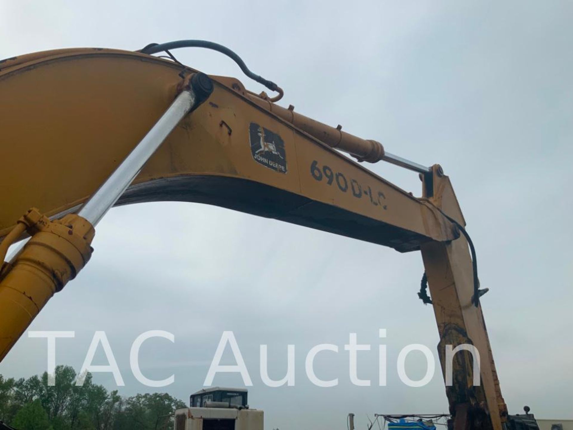 John Deere 690D-LC Hydraulic Excavator - Image 24 of 42