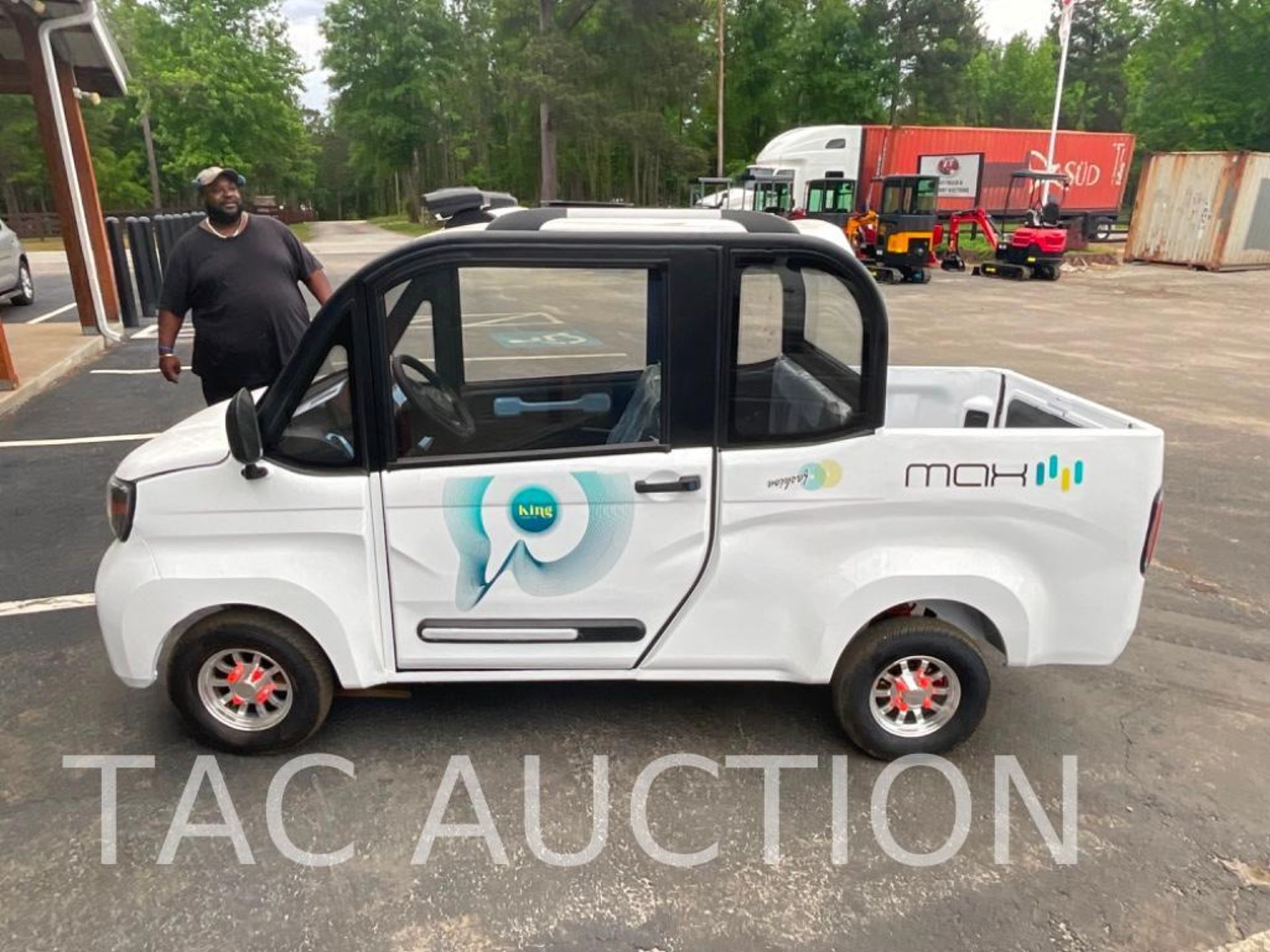 New 2024 Meco P4 Electric Vehicle - Image 2 of 20