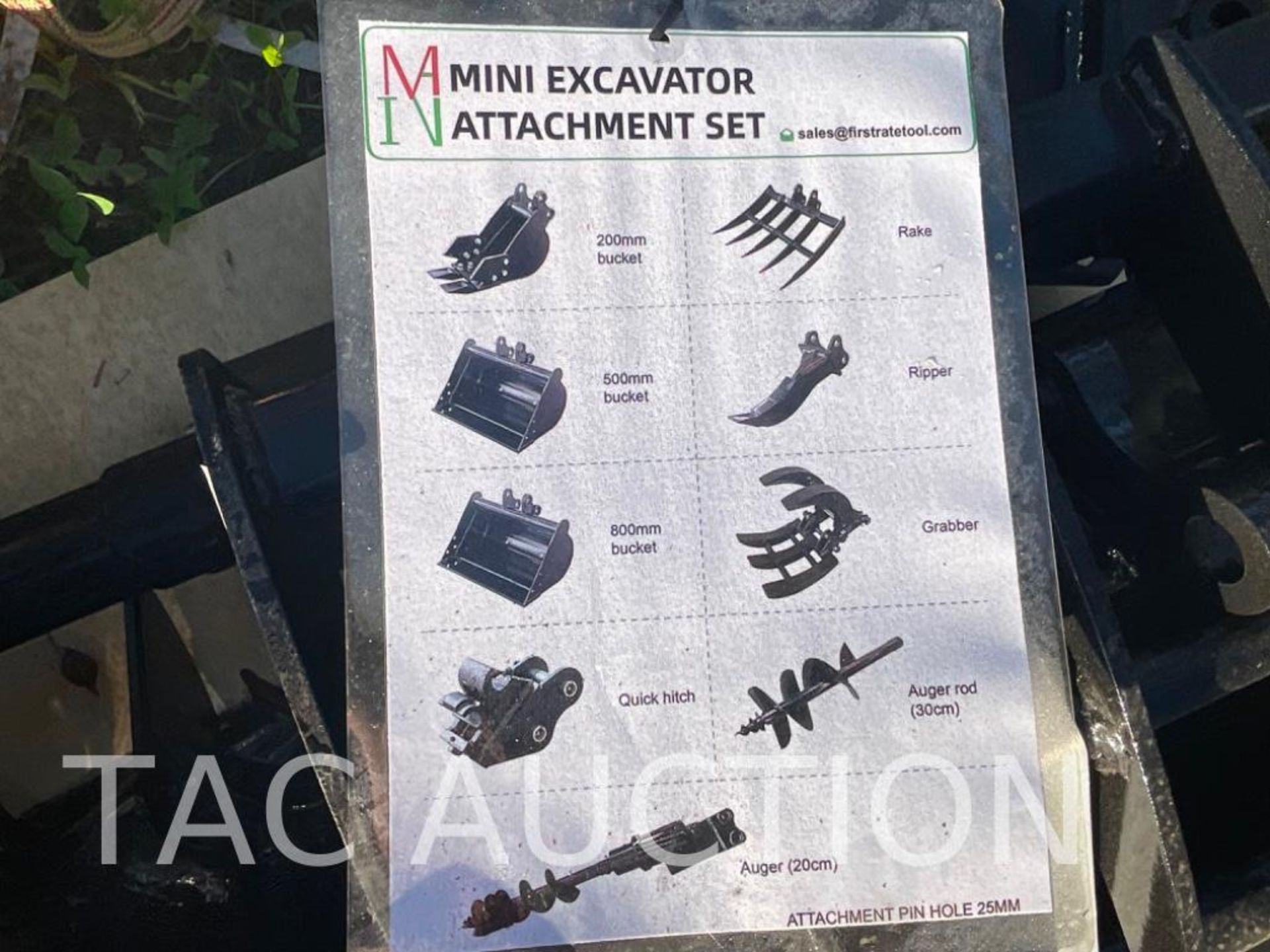New (9) Piece Mini Excavator Attachment Set - Bild 3 aus 4