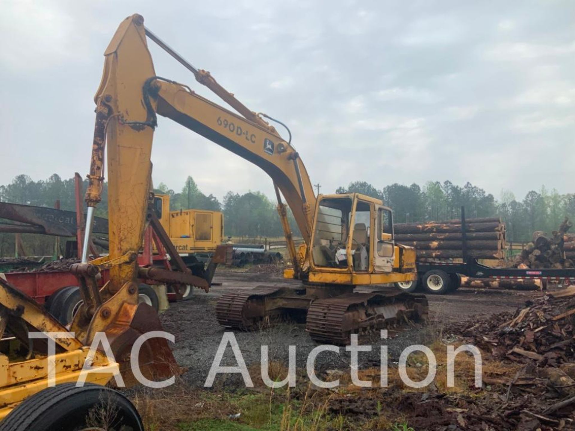 John Deere 690D-LC Hydraulic Excavator