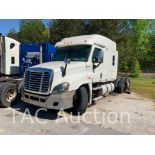 2011 Freightliner Cascadia 125 Sleeper Truck