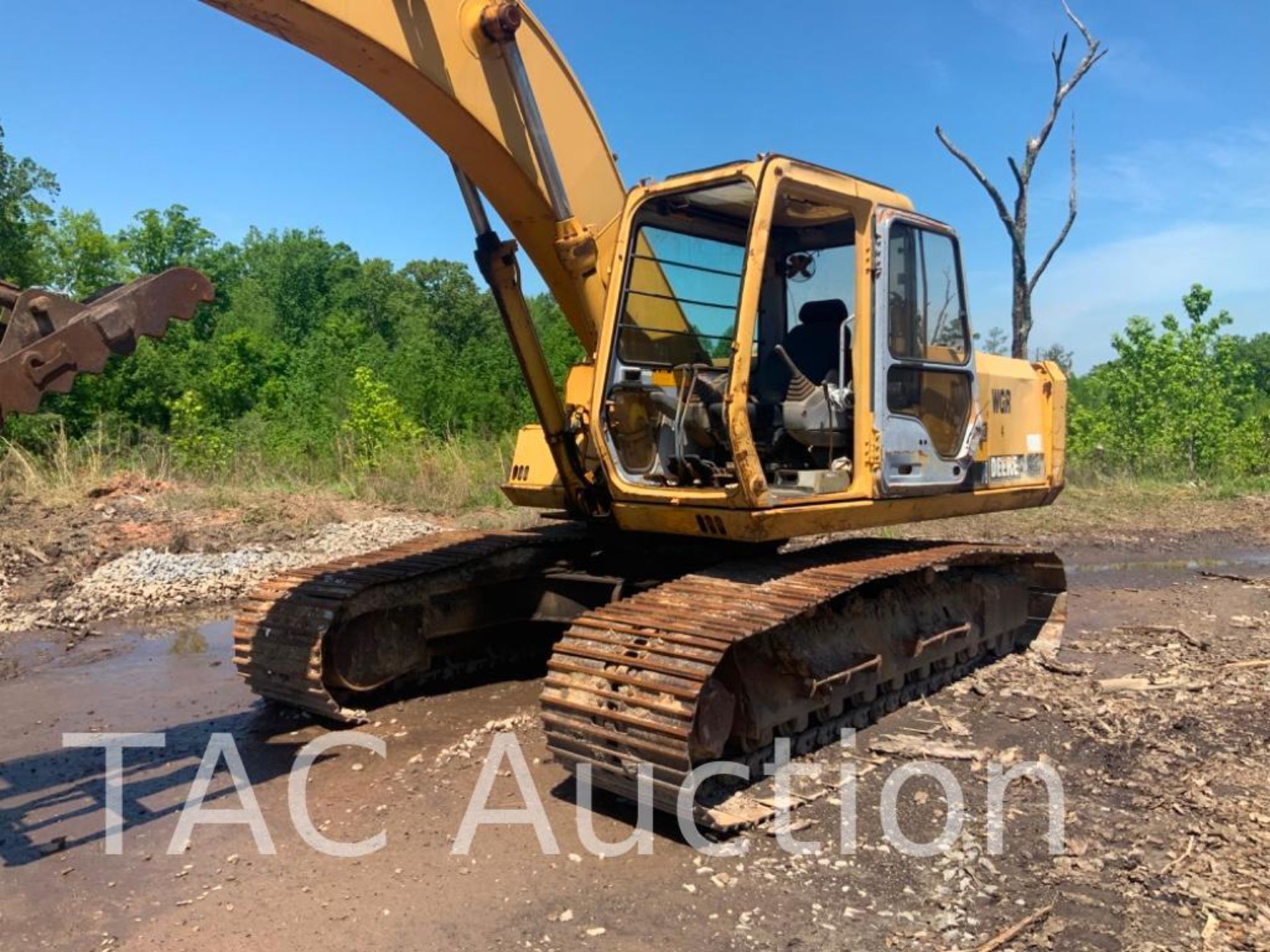 John Deere 690ELC Hydraulic Excavator - Image 8 of 37