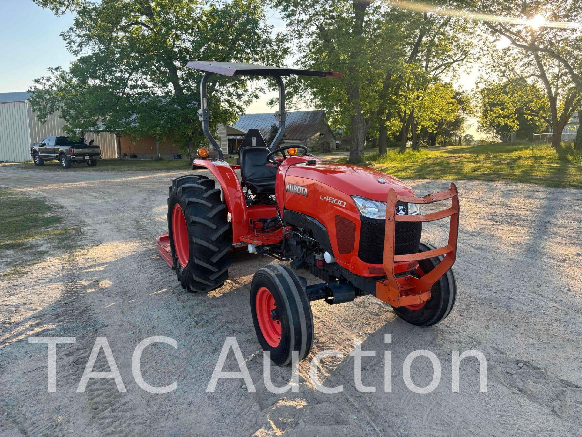 2013 Kubota L4600 Tractor W/ 5ft LMC Rotary Cutter - Image 3 of 20