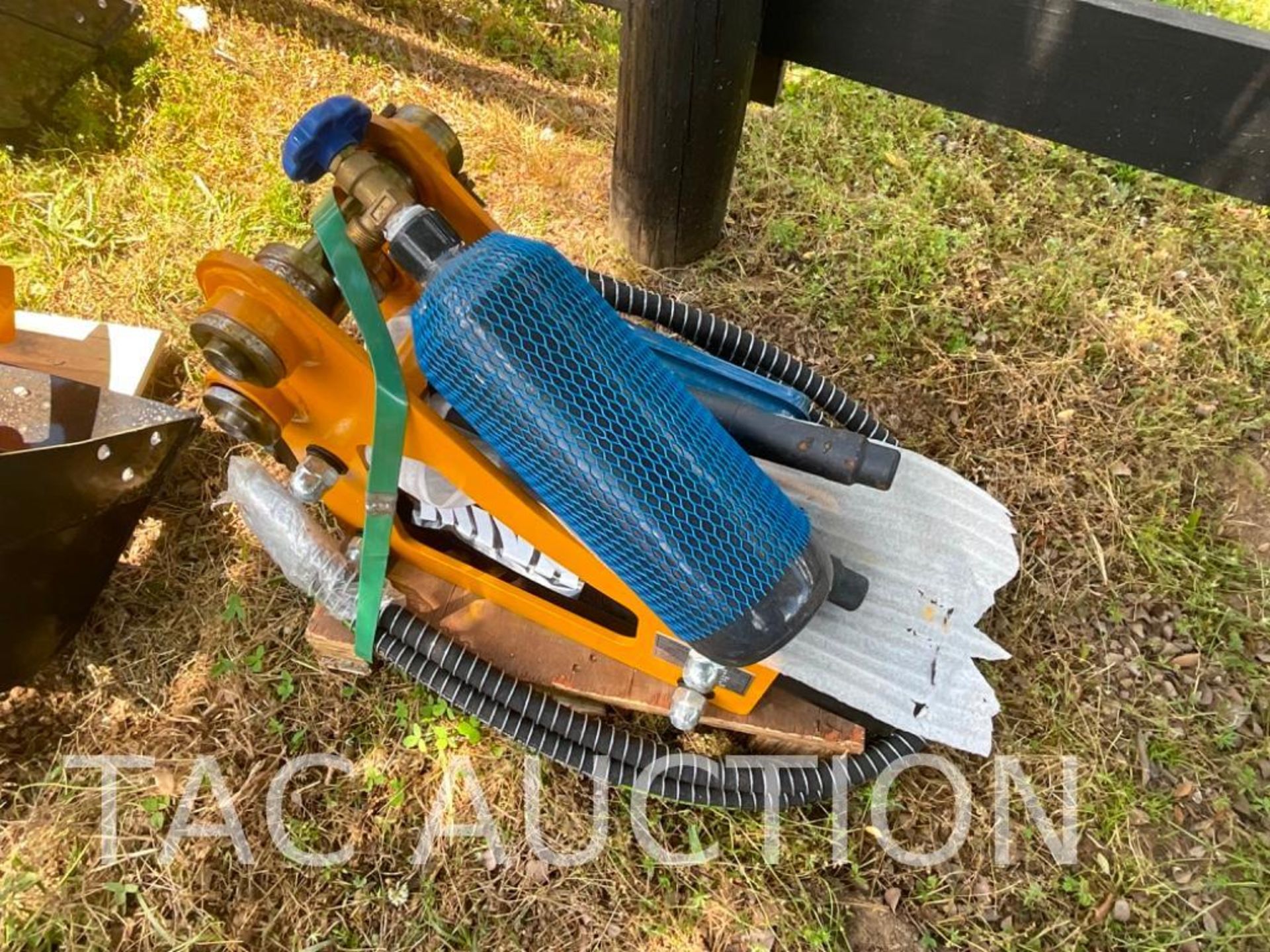 New Mini Excavator Hammer Attachment - Image 2 of 6