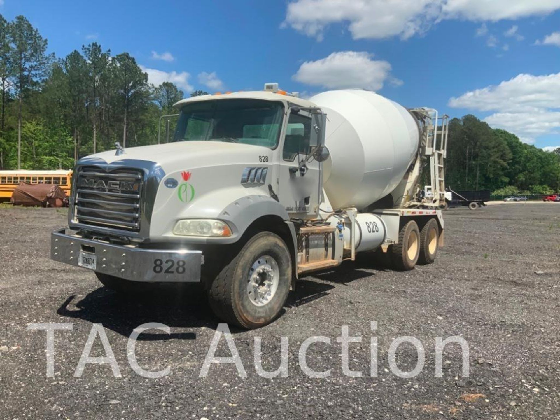 2017 Mack GU813 Concrete Mixer Truck